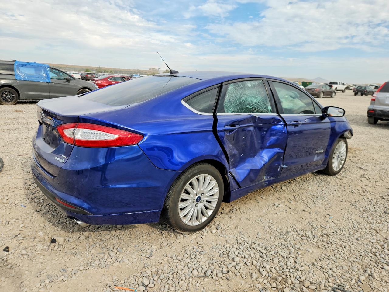 2015 Ford Fusion Se Hybrid Blue vin: 3FA6P0LU3FR185048