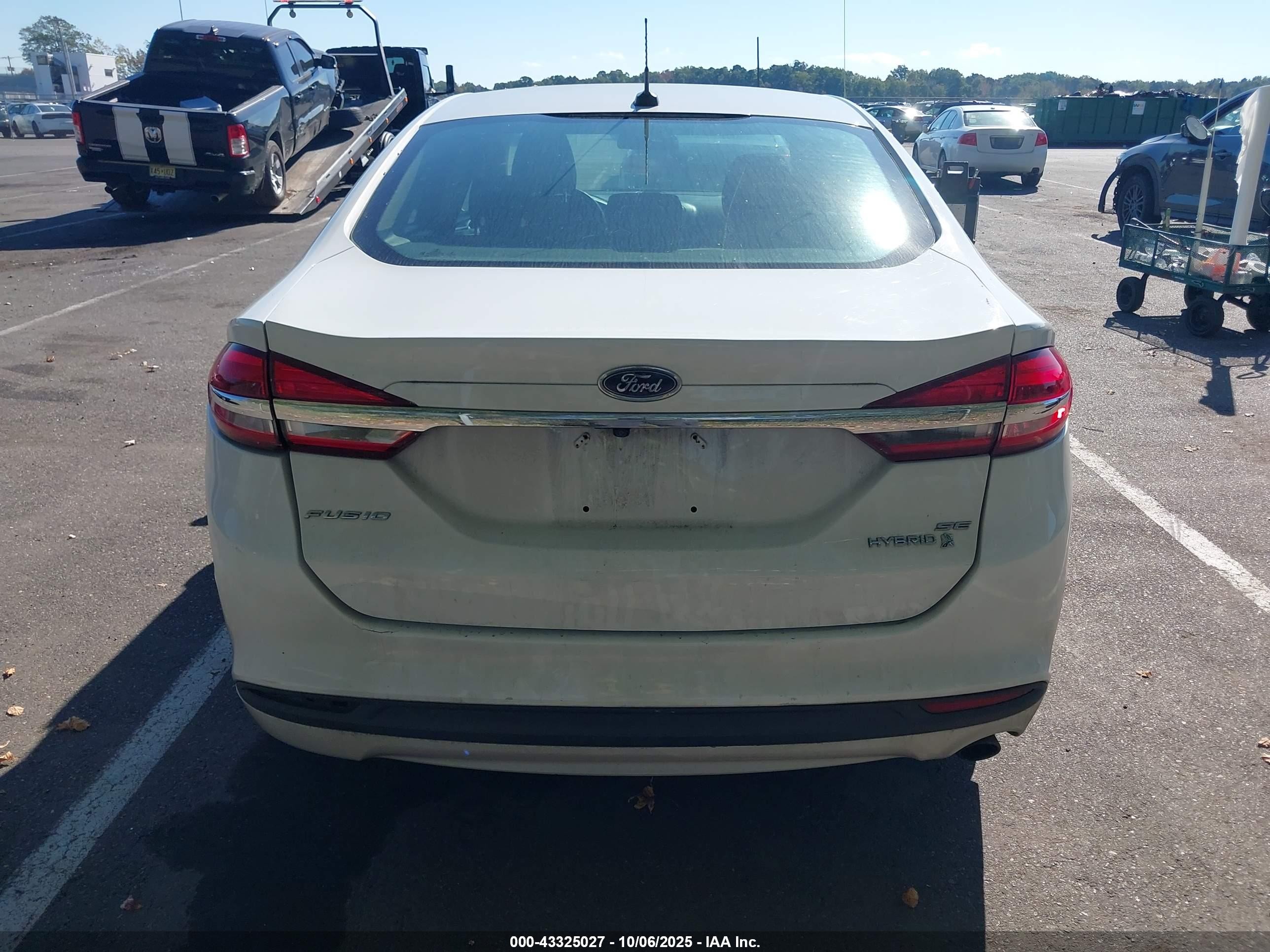 2018 Ford Fusion Hybrid Se White vin: 3FA6P0LU3JR188055