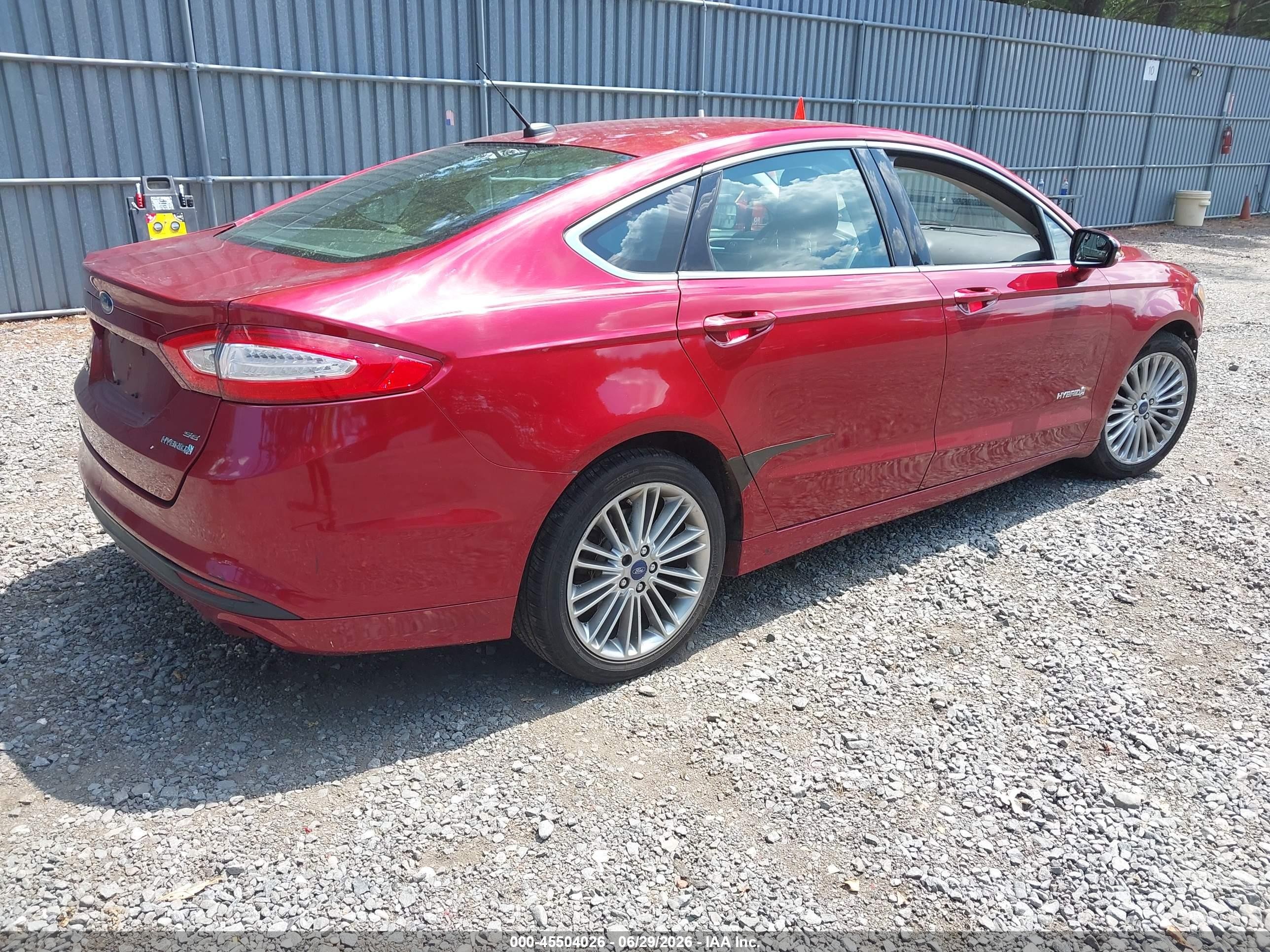 2014 Ford Fusion Hybrid Se Red vin: 3FA6P0LU4ER230030