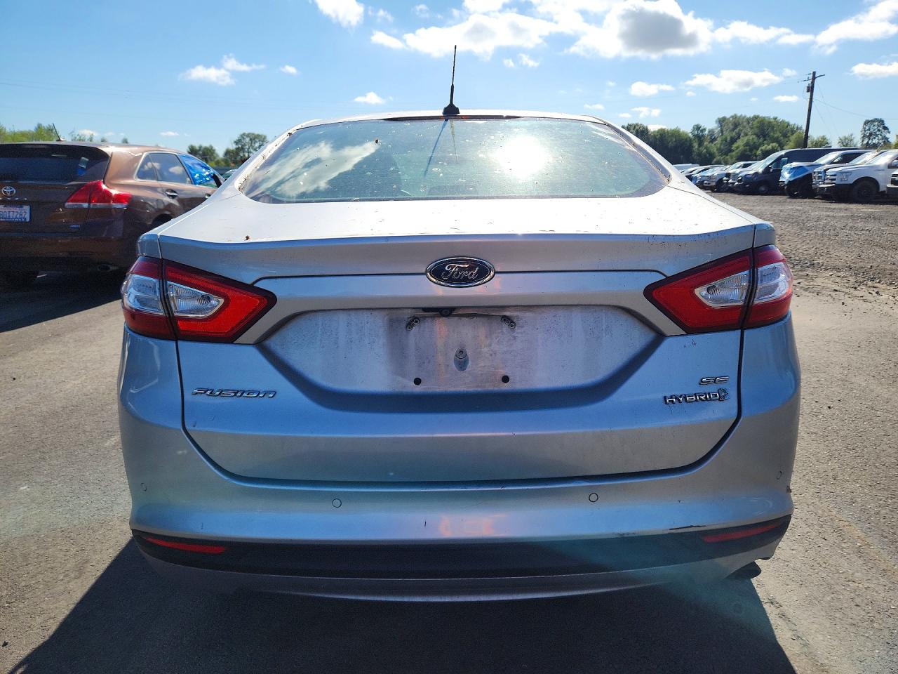 2015 Ford Fusion Se Hybrid Silver vin: 3FA6P0LU4FR226996