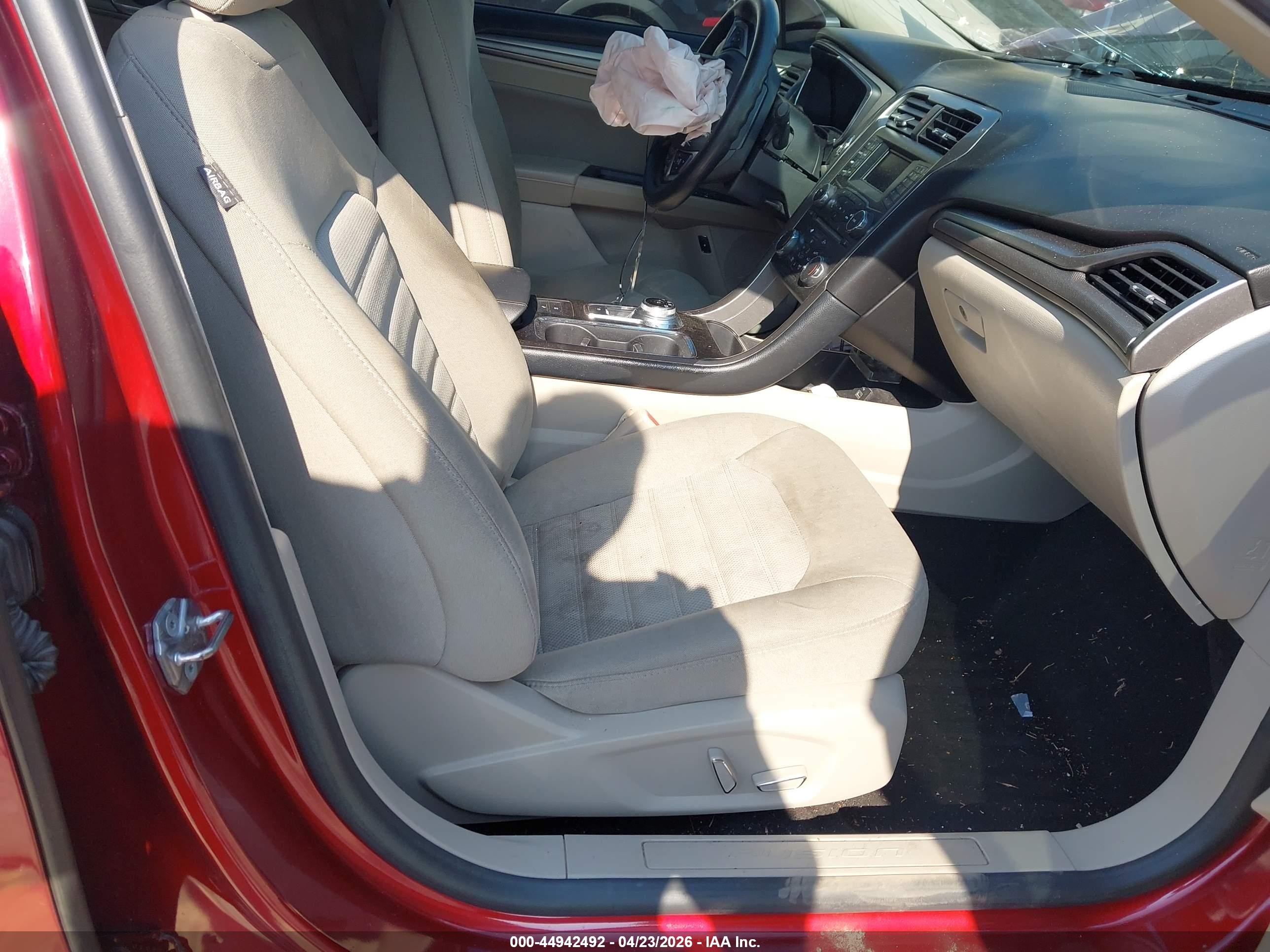 2018 Ford Fusion Hybrid Se Красный vin: 3FA6P0LU4JR162631