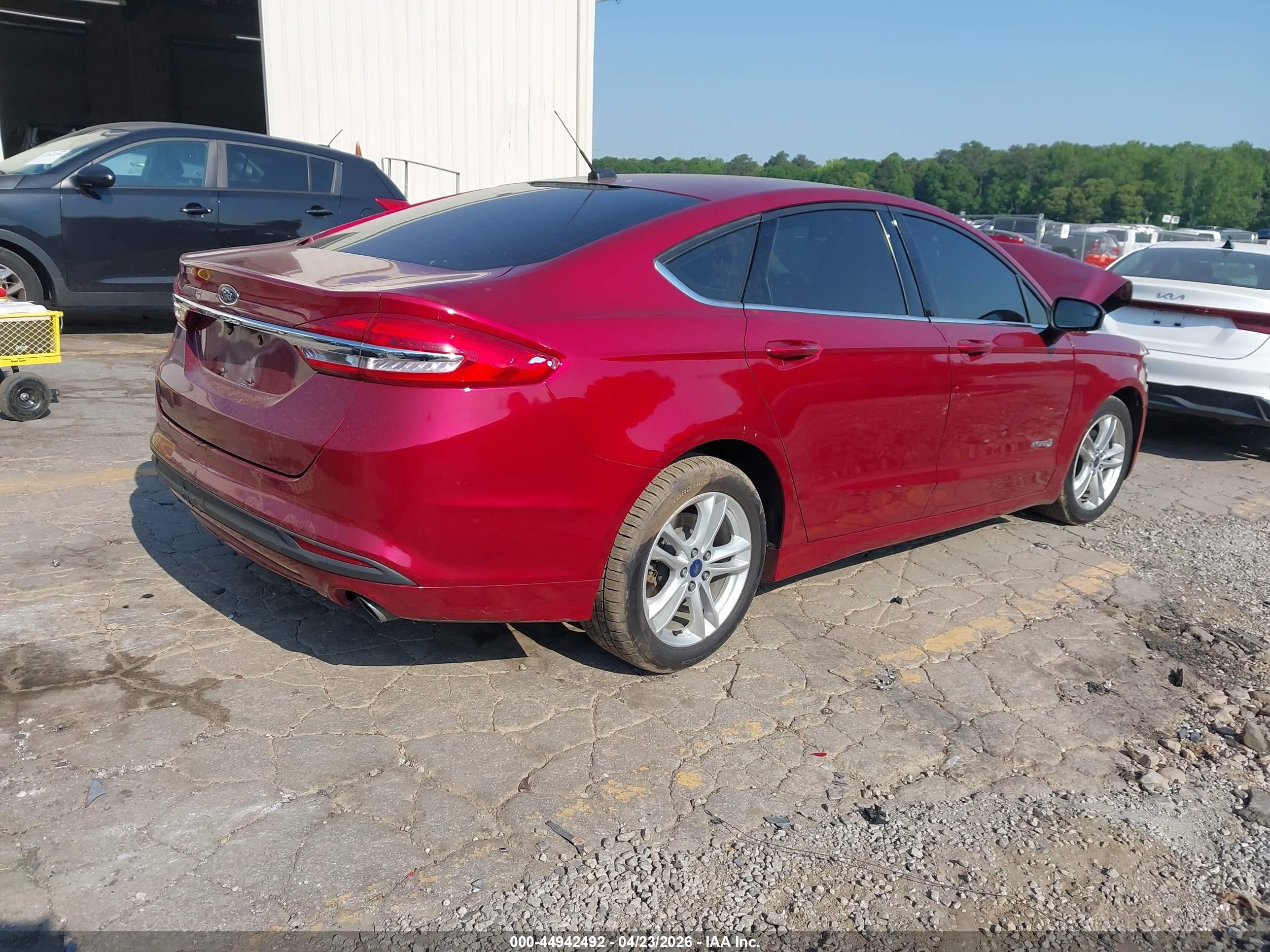 2018 Ford Fusion Hybrid Se Красный vin: 3FA6P0LU4JR162631