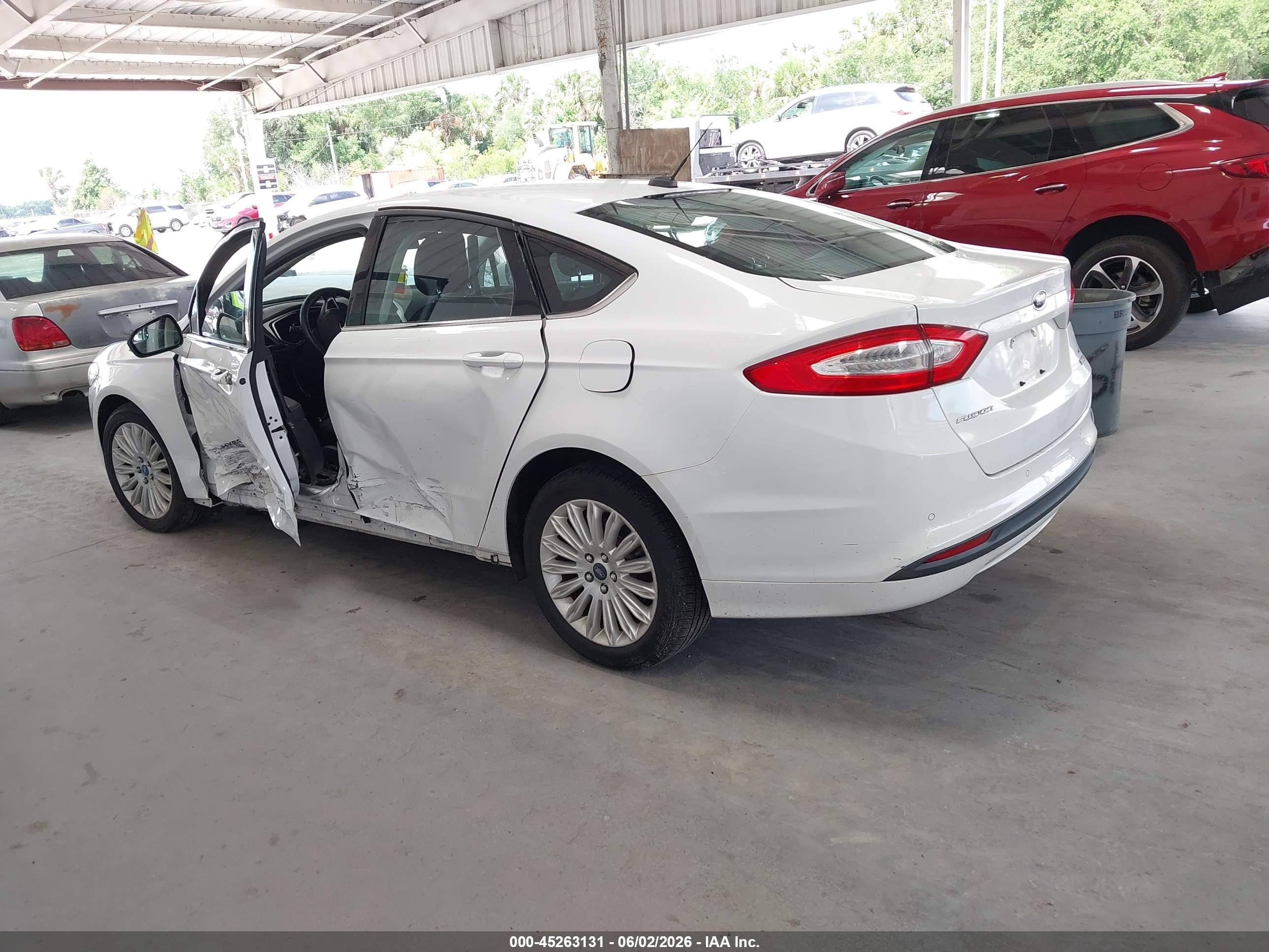 2013 Ford Fusion Hybrid Se White vin: 3FA6P0LU5DR126399