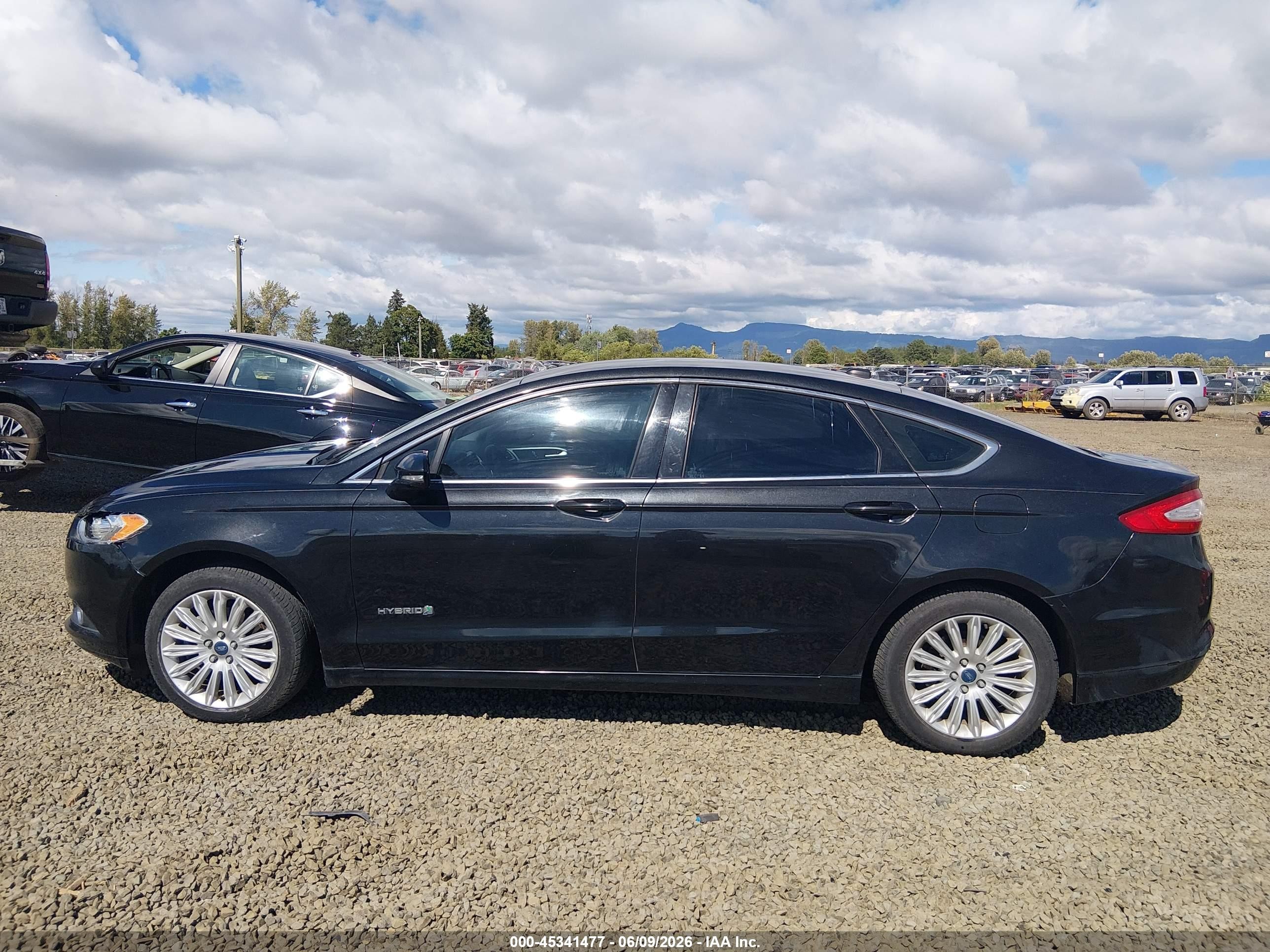 2013 Ford Fusion Hybrid Se Black vin: 3FA6P0LU5DR157877