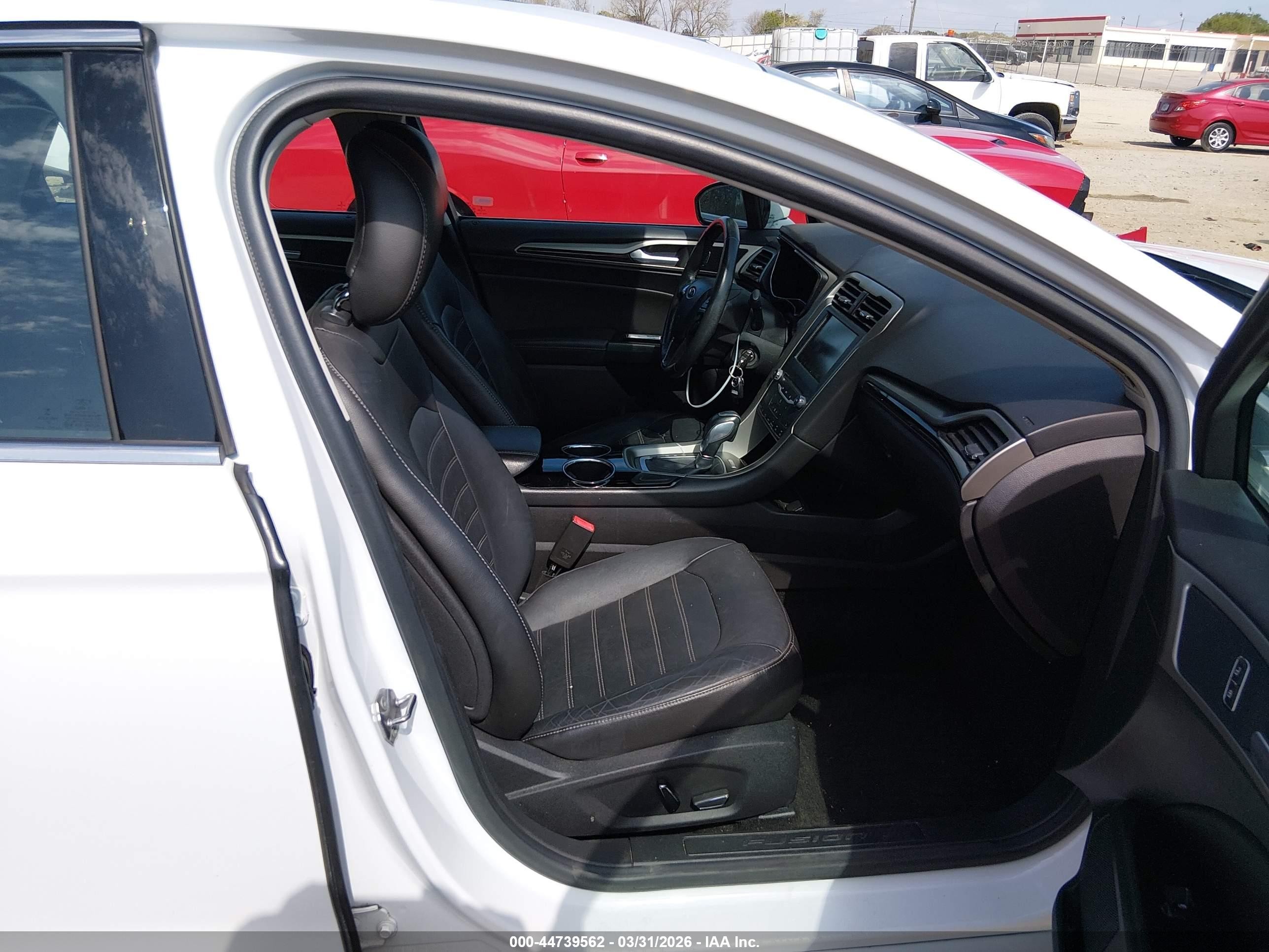 2013 Ford Fusion Hybrid Se Белый vin: 3FA6P0LU5DR229287