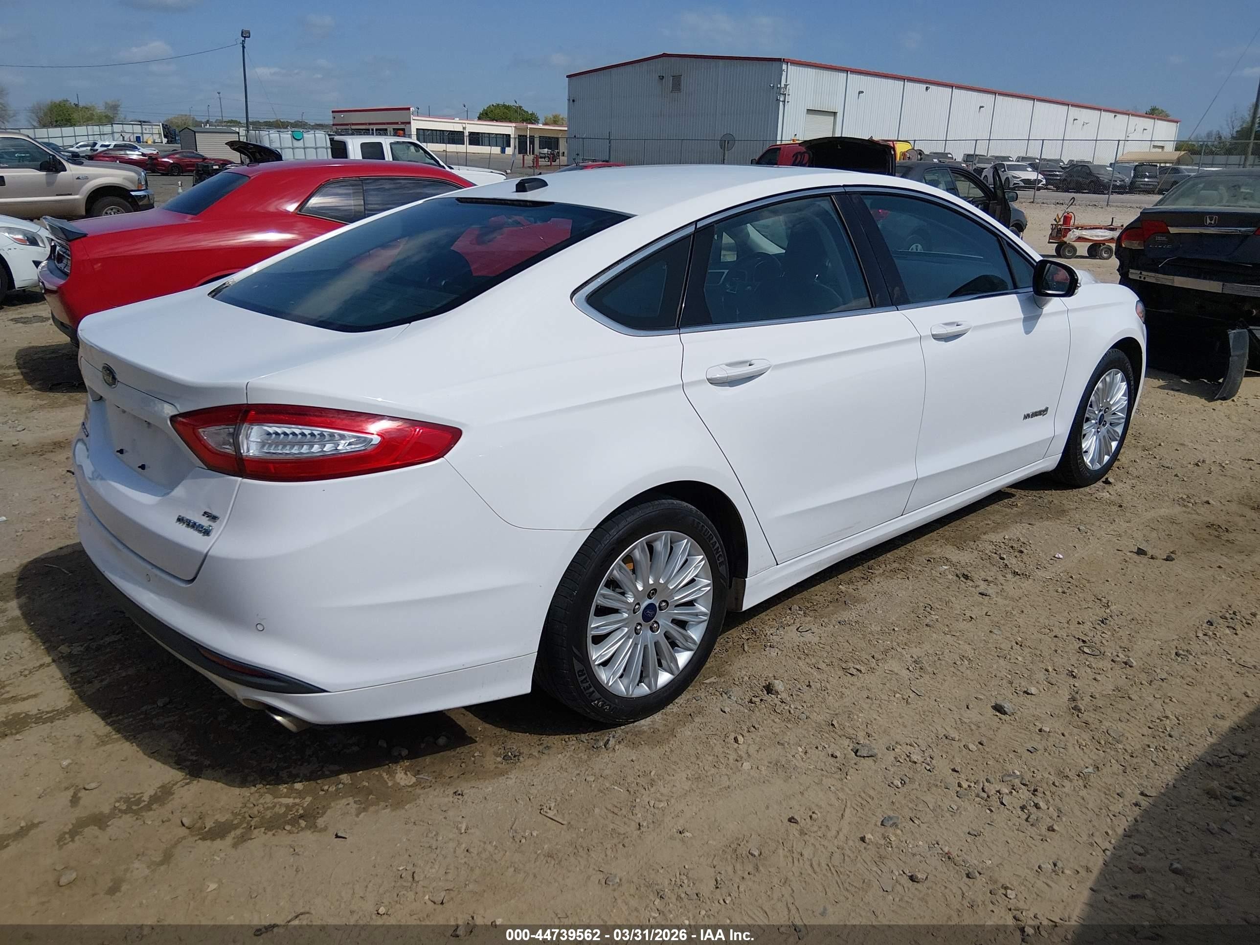 2013 Ford Fusion Hybrid Se Белый vin: 3FA6P0LU5DR229287