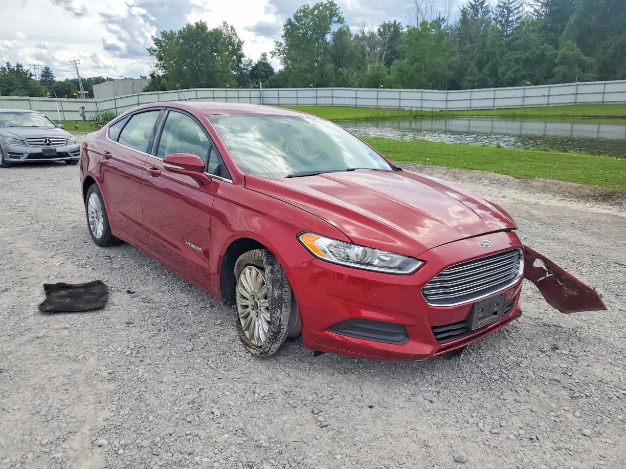 2014 Ford Fusion Se Hybrid Красный vin: 3FA6P0LU5ER174793