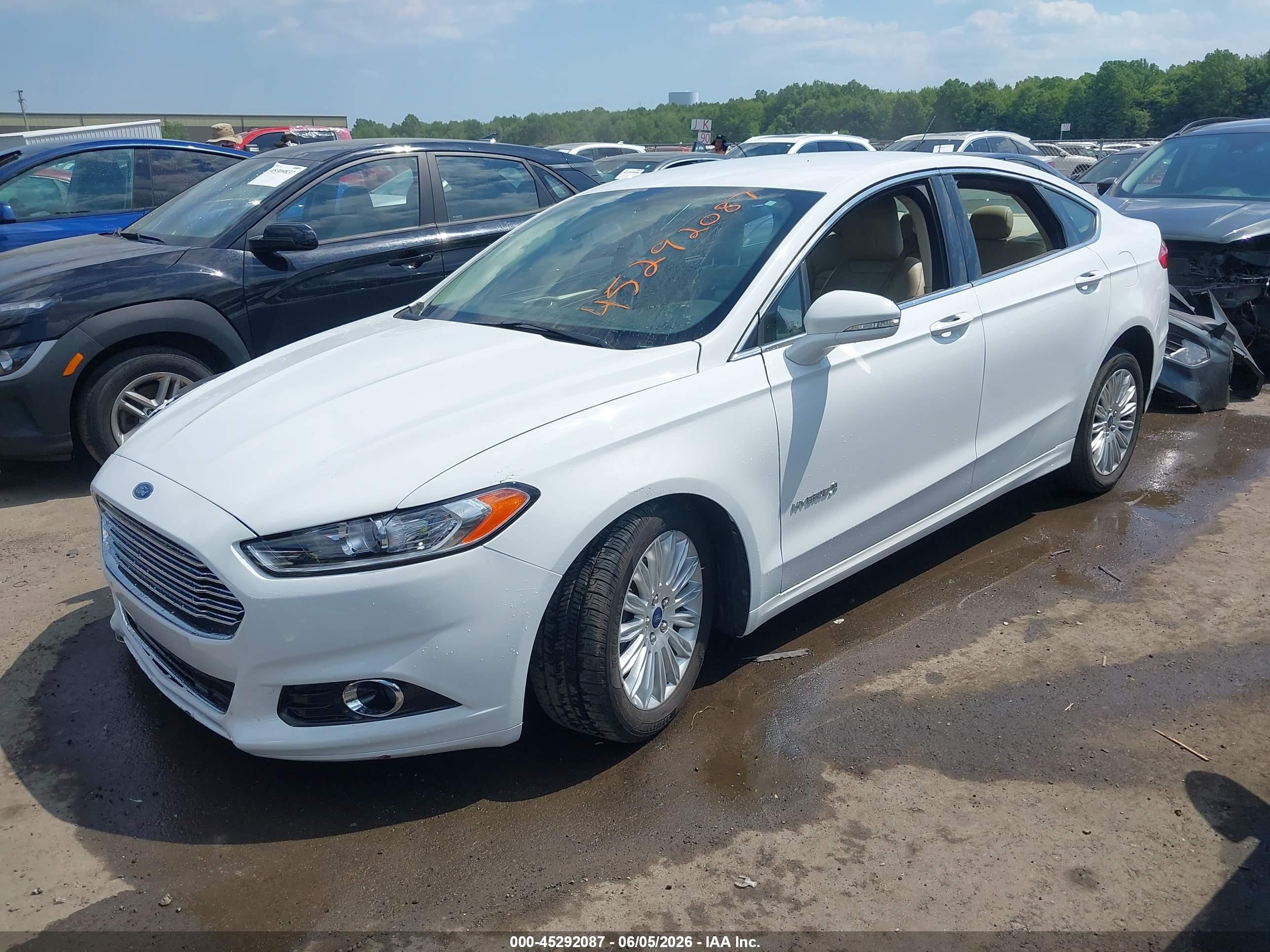 2014 Ford Fusion Hybrid Se White vin: 3FA6P0LU5ER266504