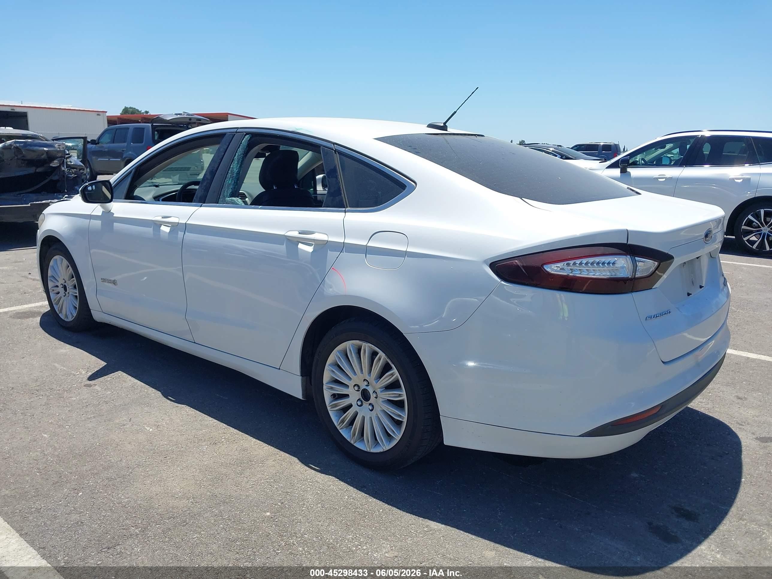 2014 Ford Fusion Hybrid Se White vin: 3FA6P0LU5ER379823