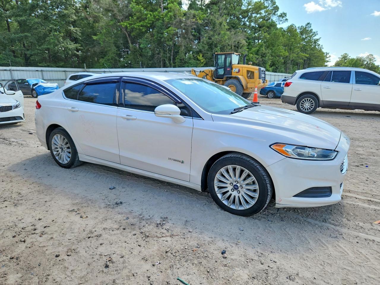 2015 Ford Fusion Se Hybrid Белый vin: 3FA6P0LU5FR106009