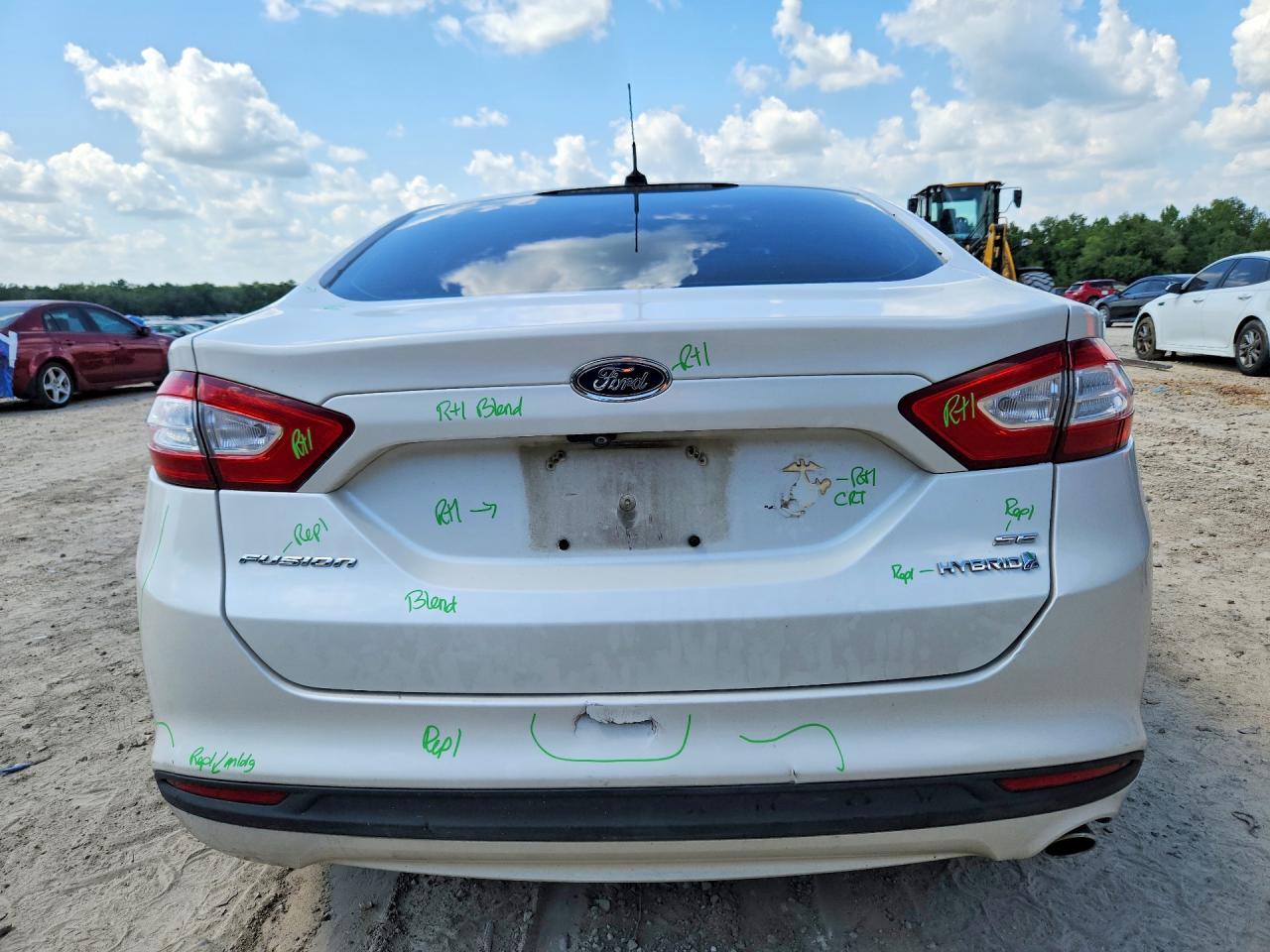 2015 Ford Fusion Se Hybrid Белый vin: 3FA6P0LU5FR106009