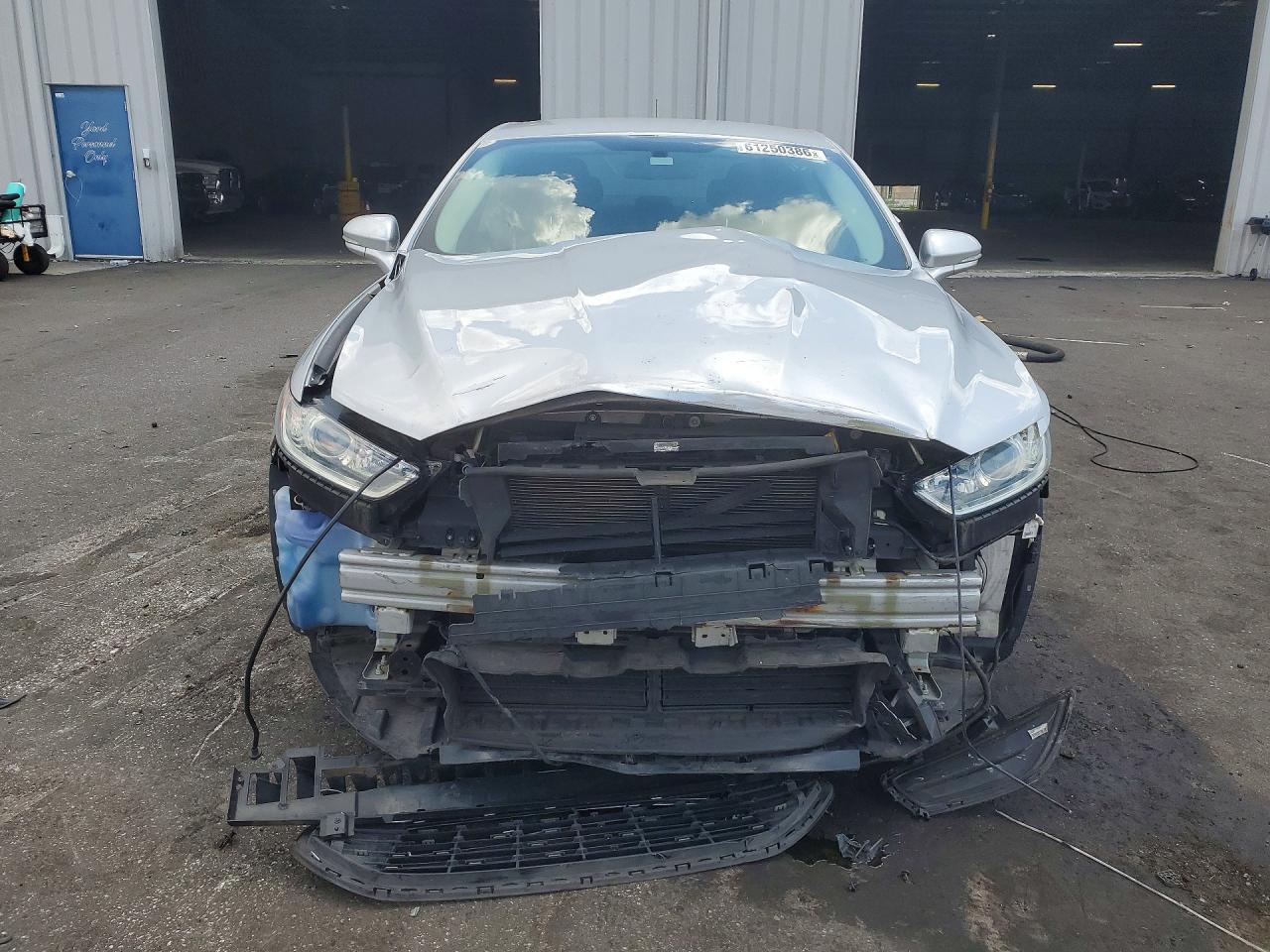 2015 Ford Fusion Se Hybrid Silver vin: 3FA6P0LU5FR123795