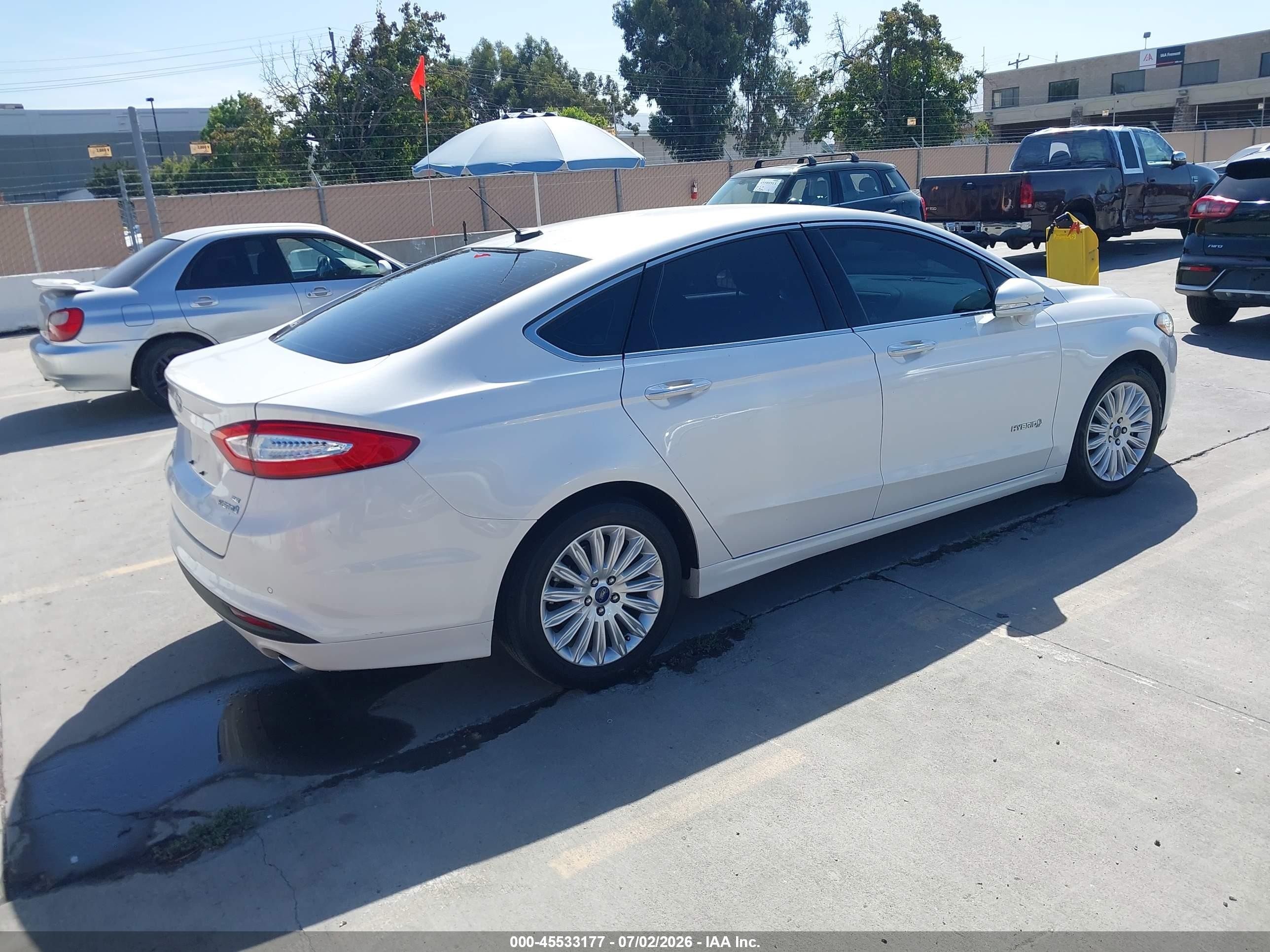 2015 Ford Fusion Hybrid Se White vin: 3FA6P0LU5FR161298