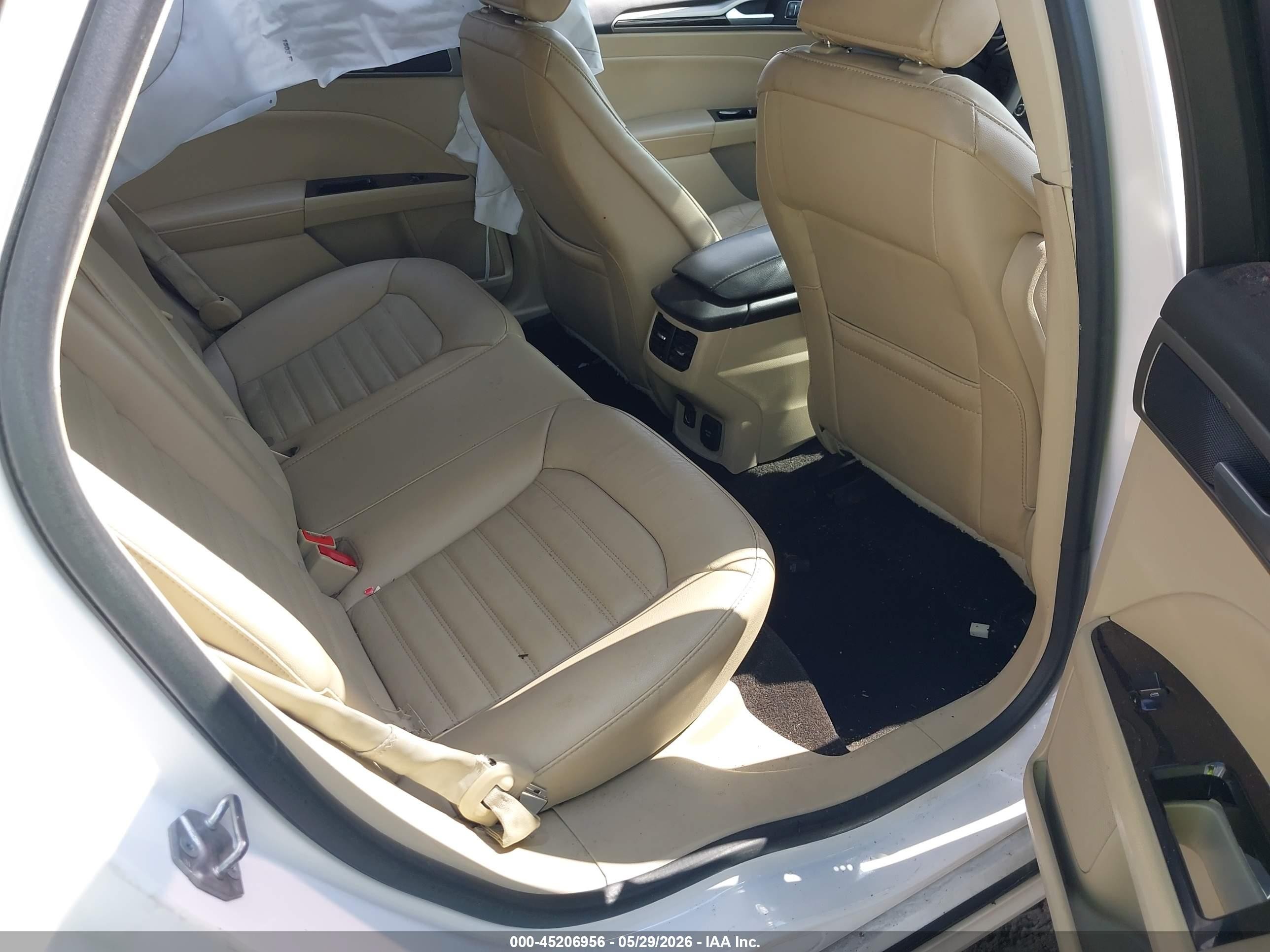 2015 Ford Fusion Hybrid Se White vin: 3FA6P0LU5FR181745