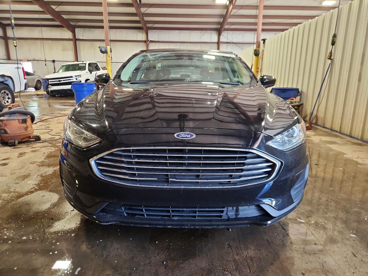2019 Ford Fusion Se Black vin: 3FA6P0LU5KR192772