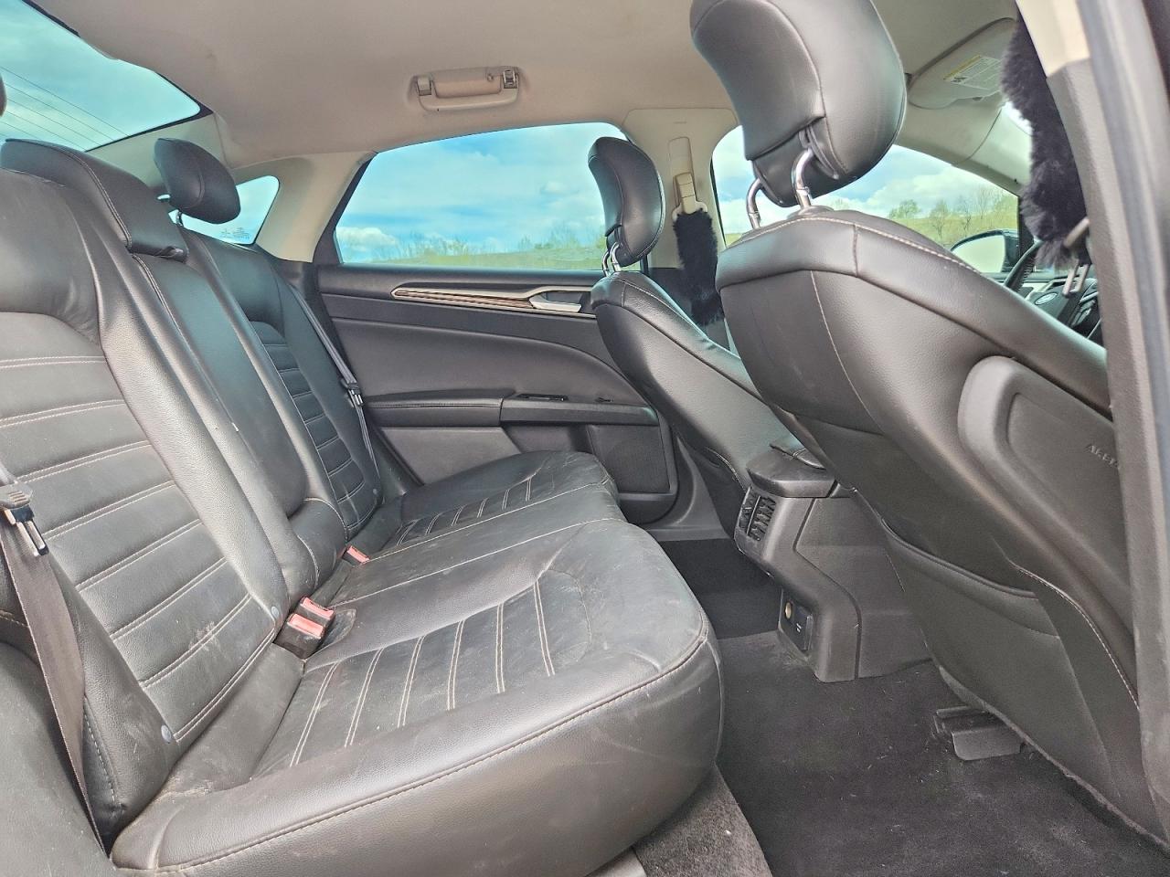 2013 Ford Fusion Se Hybrid Черный vin: 3FA6P0LU6DR146953