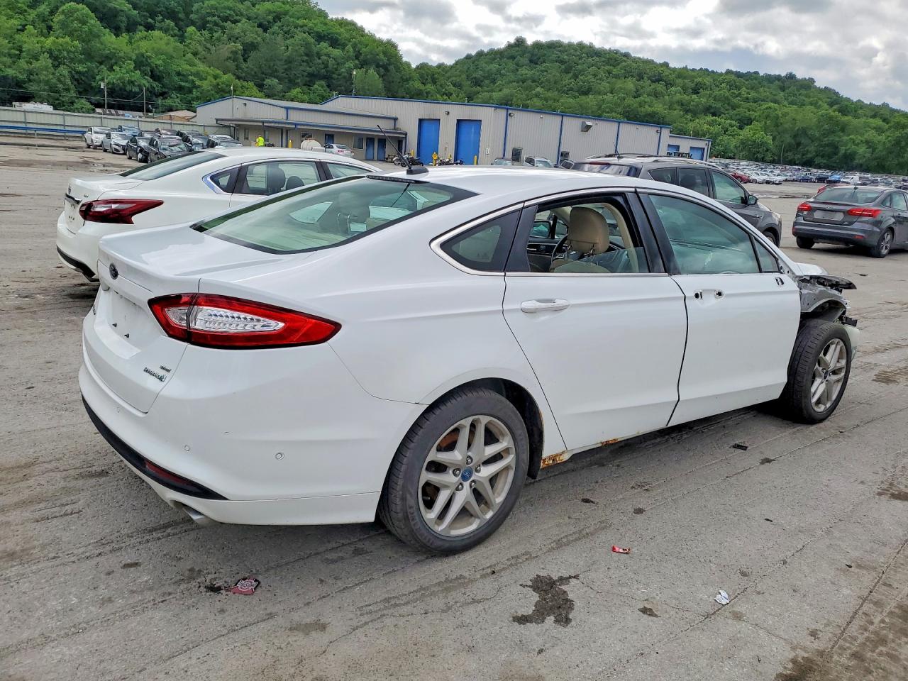 2013 Ford Fusion Se Hybrid Белый vin: 3FA6P0LU6DR358008