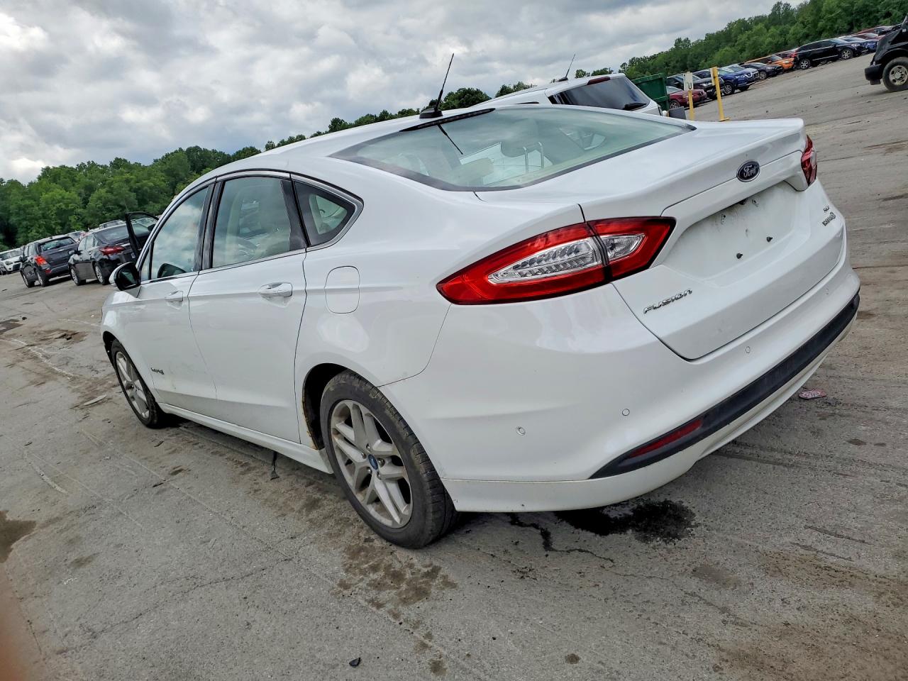 2013 Ford Fusion Se Hybrid Белый vin: 3FA6P0LU6DR358008