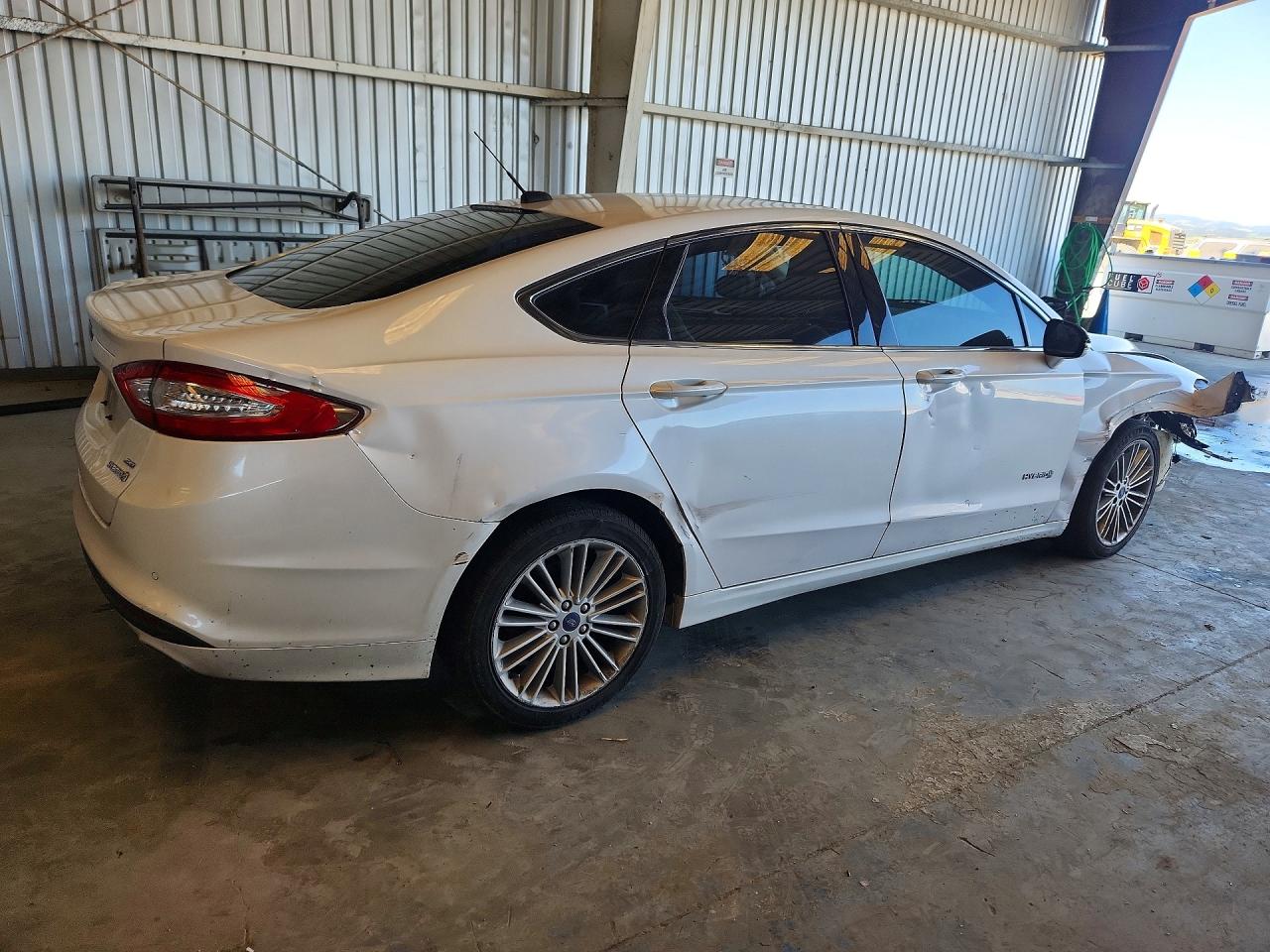 2014 Ford Fusion Se Hybrid White vin: 3FA6P0LU6ER203072