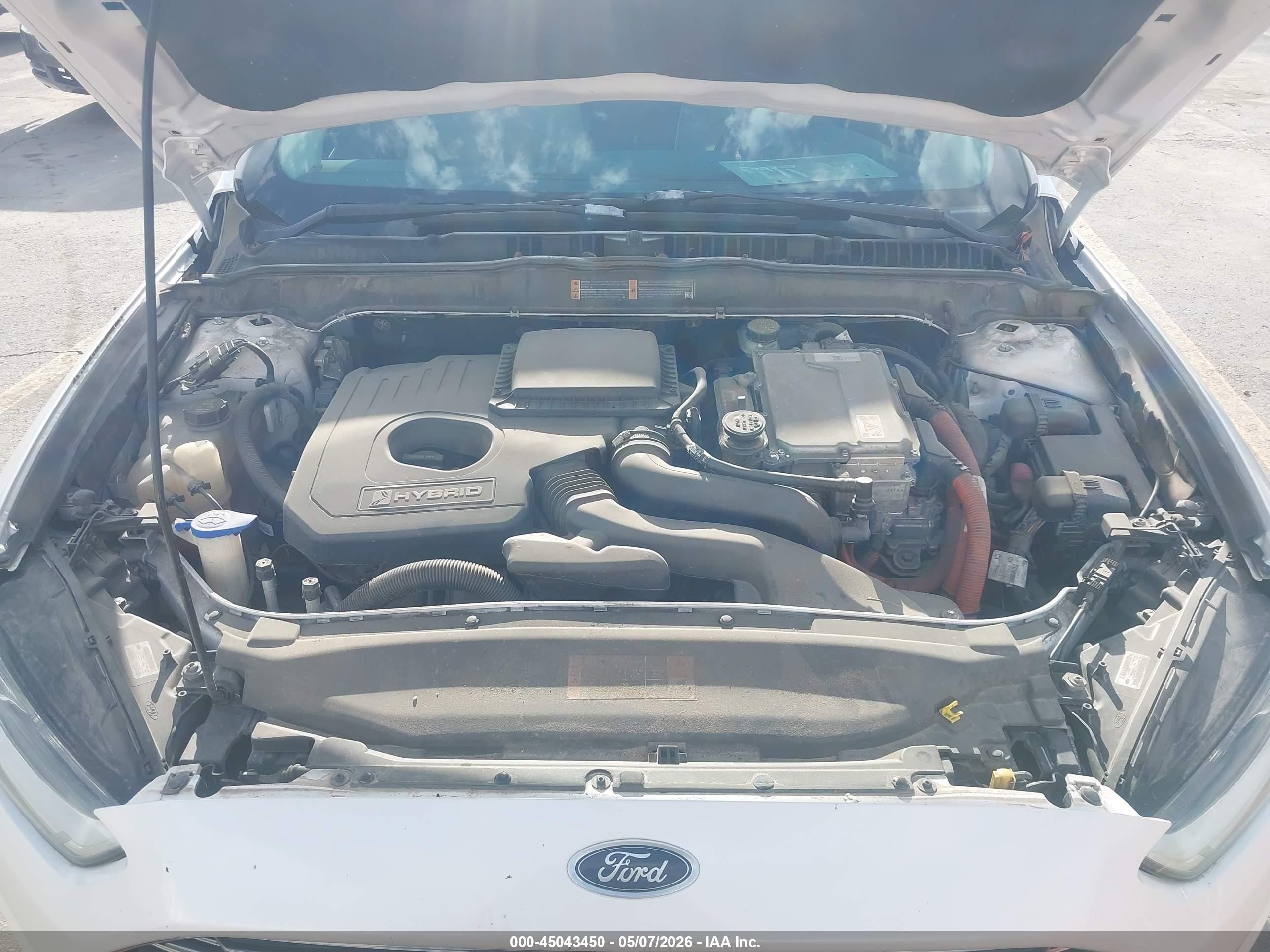 2014 Ford Fusion Hybrid Se White vin: 3FA6P0LU6ER268634