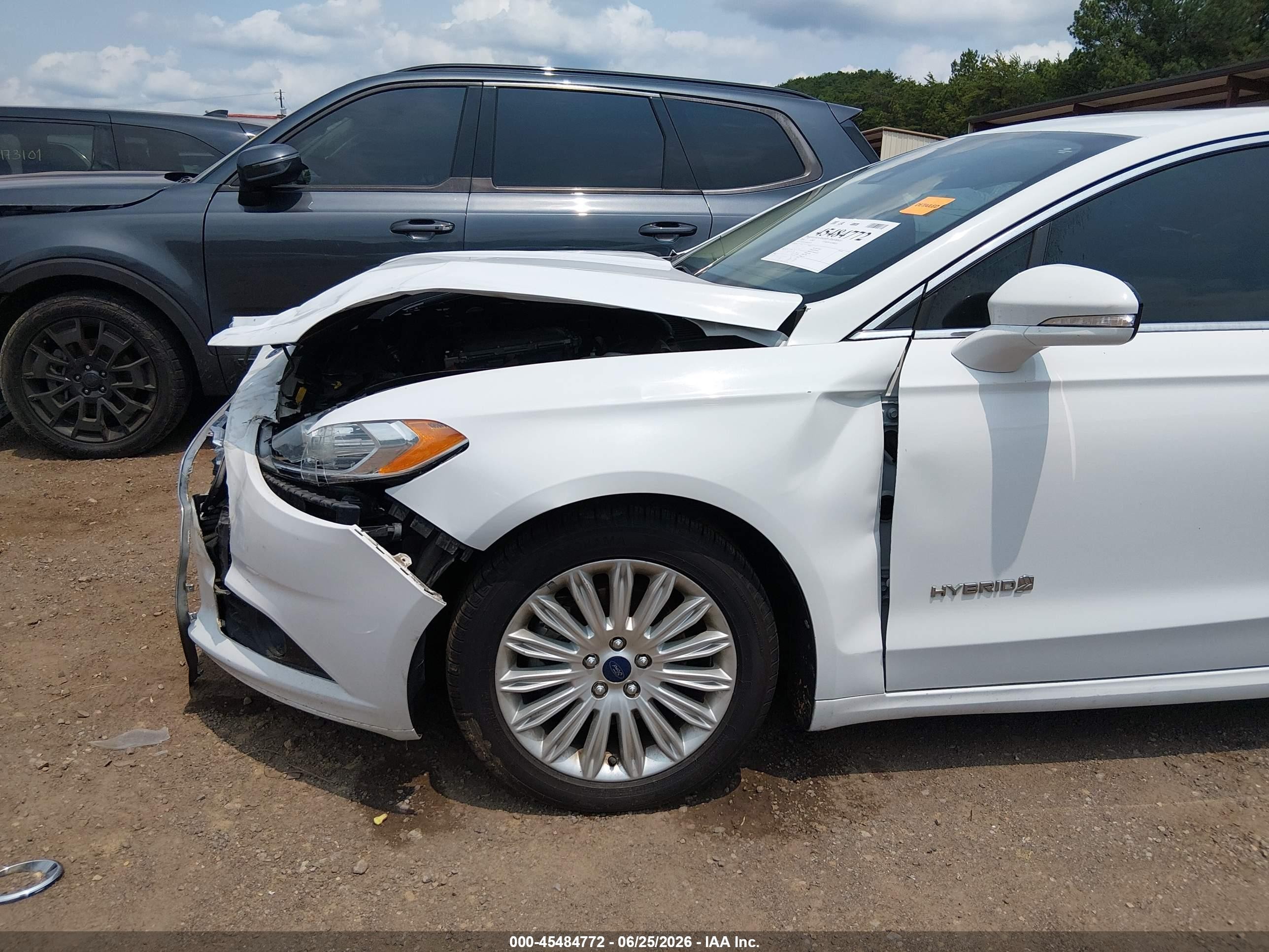 2014 Ford Fusion Hybrid Se White vin: 3FA6P0LU6ER285479