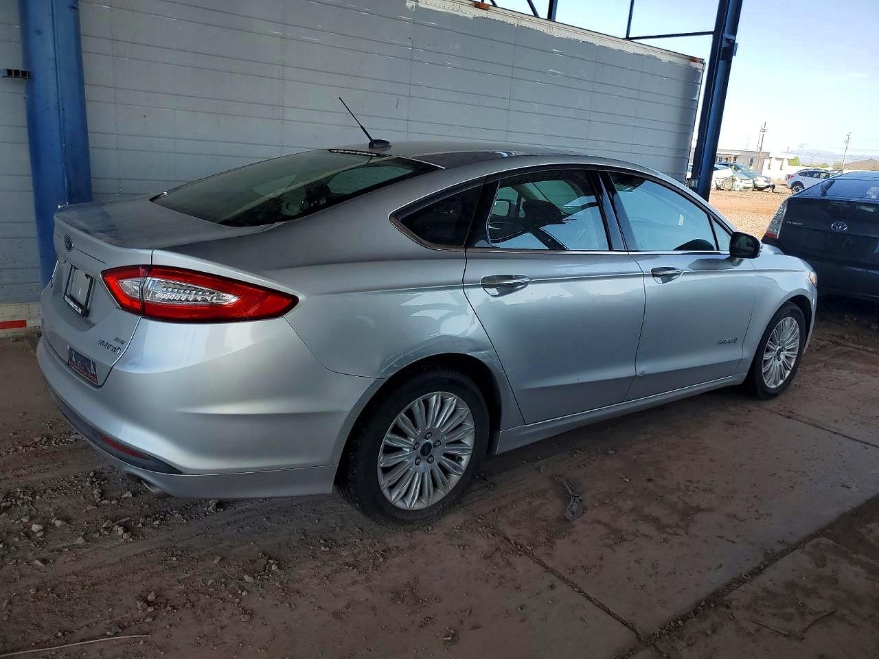 2014 Ford Fusion Se Hybrid Silver vin: 3FA6P0LU6ER317489