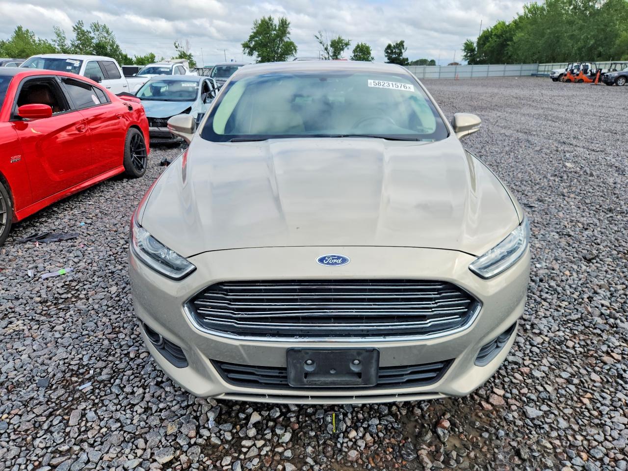 2015 Ford Fusion Se Hybrid Желто-коричневый vin: 3FA6P0LU6FR197985