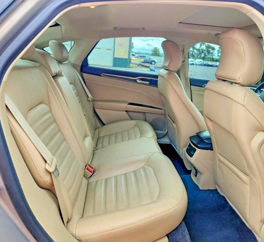2015 Ford Fusion Se Hybrid Желто-коричневый vin: 3FA6P0LU6FR197985