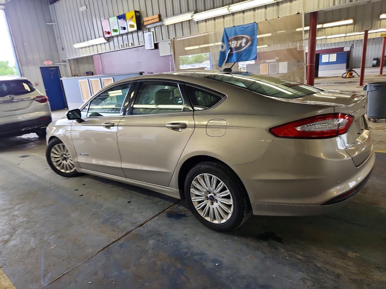2015 Ford Fusion Se Hybrid Beige vin: 3FA6P0LU6FR254511