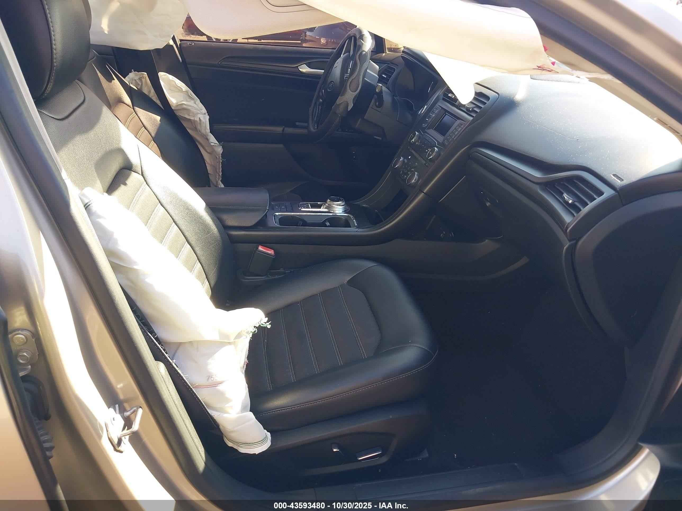 2018 Ford Fusion Hybrid Se Золотой vin: 3FA6P0LU6JR123975