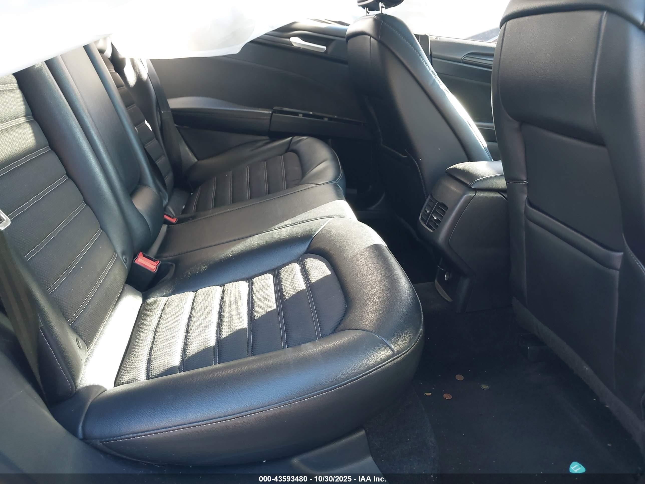 2018 Ford Fusion Hybrid Se Золотой vin: 3FA6P0LU6JR123975
