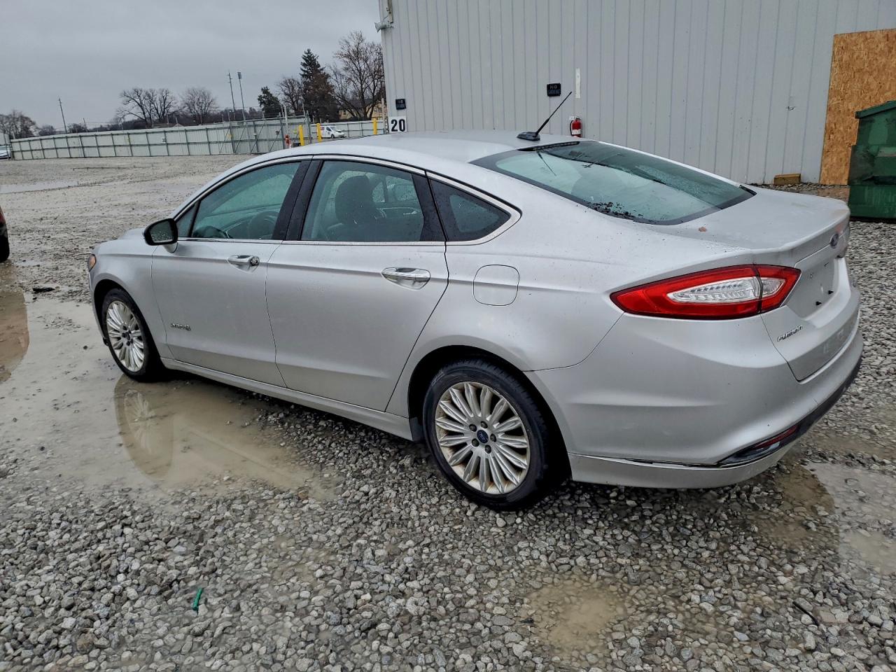 2013 Ford Fusion Se Hybrid Серебряный vin: 3FA6P0LU7DR230618