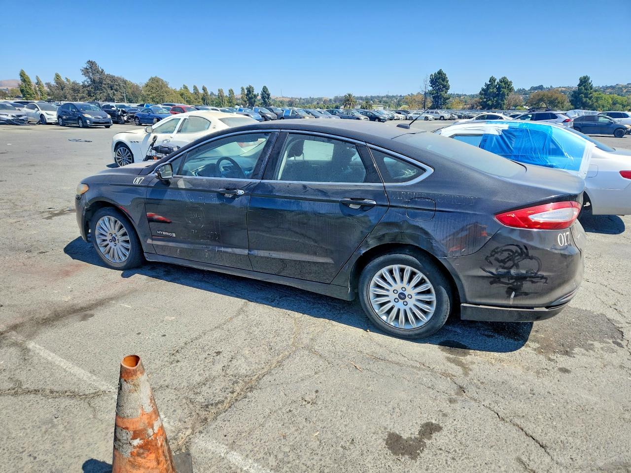 2013 Ford Fusion Se Hybrid Черный vin: 3FA6P0LU7DR243305