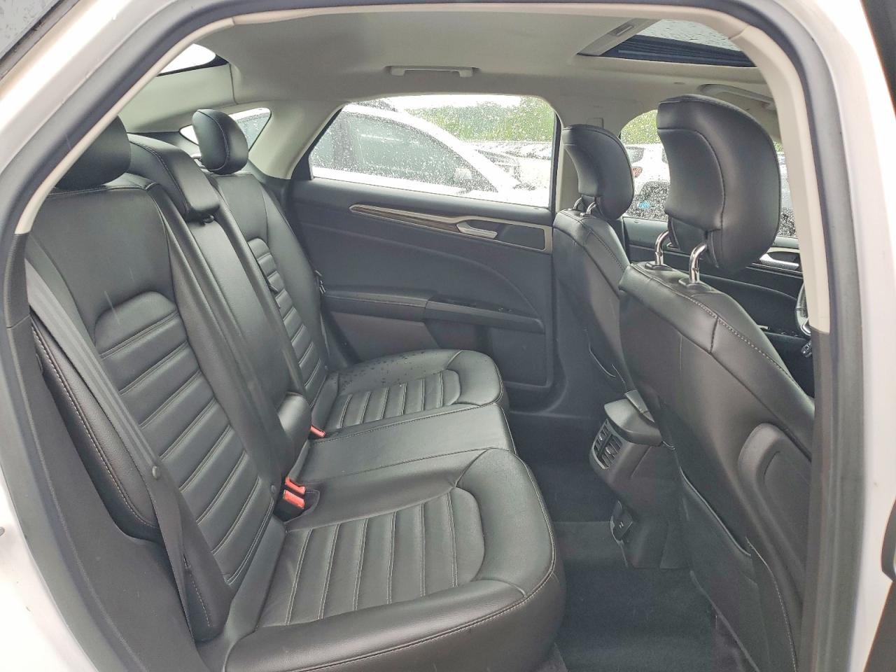 2014 Ford Fusion Se Hybrid Белый vin: 3FA6P0LU7ER239613