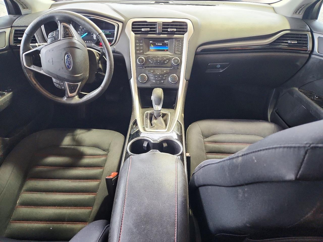 2015 Ford Fusion Se Hybrid Черный vin: 3FA6P0LU7FR185702