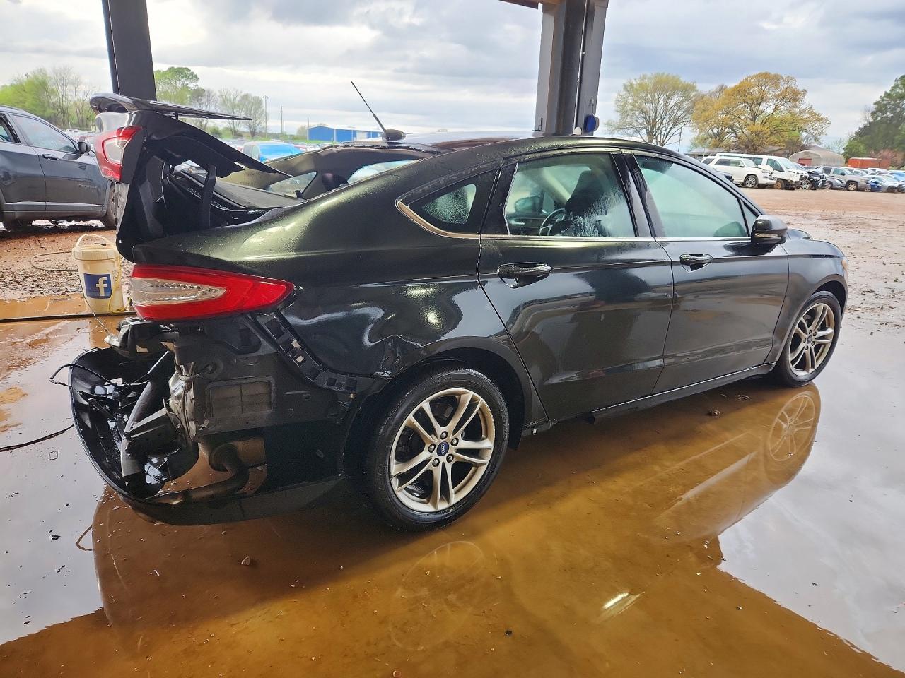 2015 Ford Fusion Se Hybrid Черный vin: 3FA6P0LU7FR185702