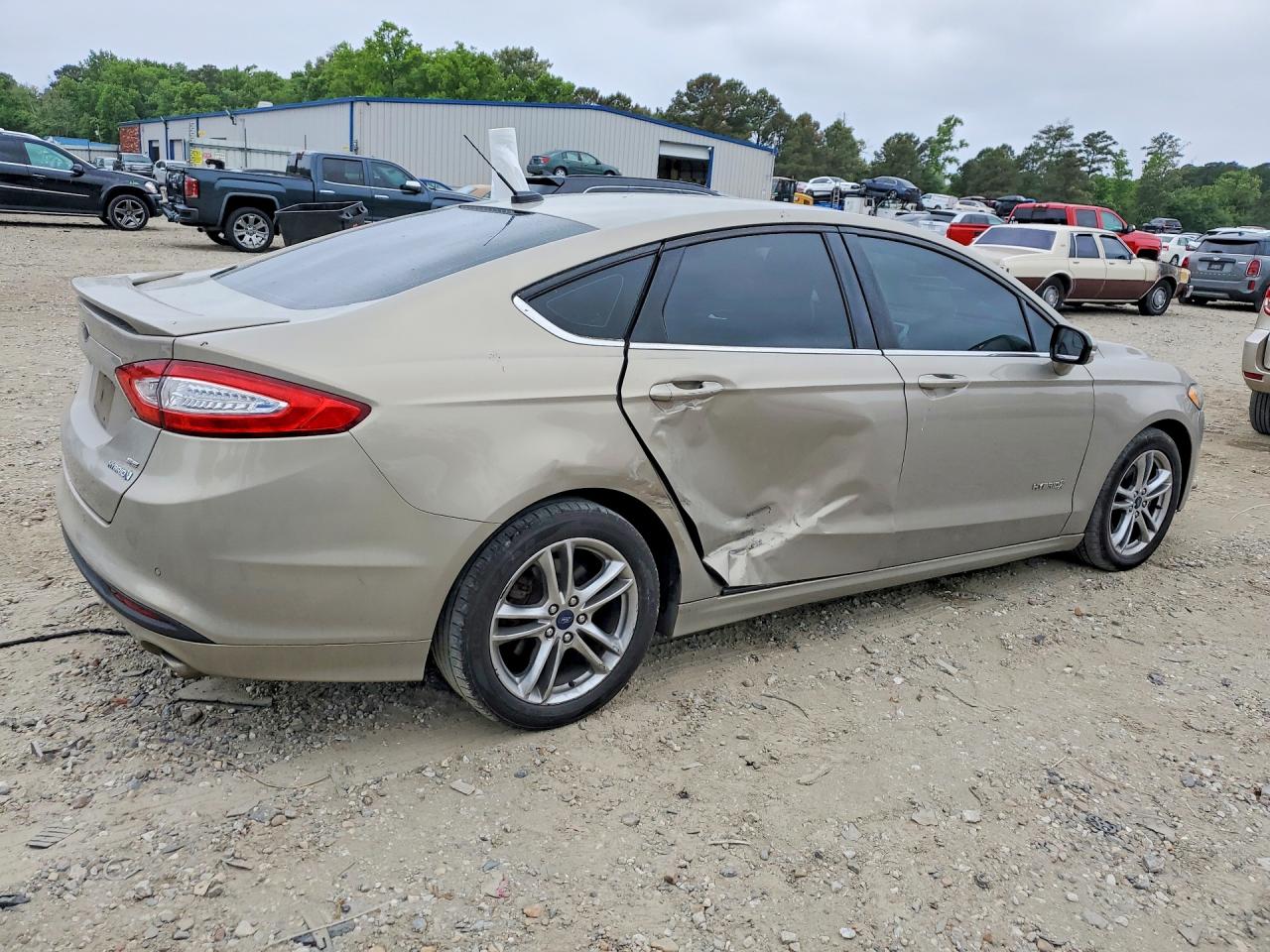 2016 Ford Fusion Se Hybrid Beige vin: 3FA6P0LU7GR126473