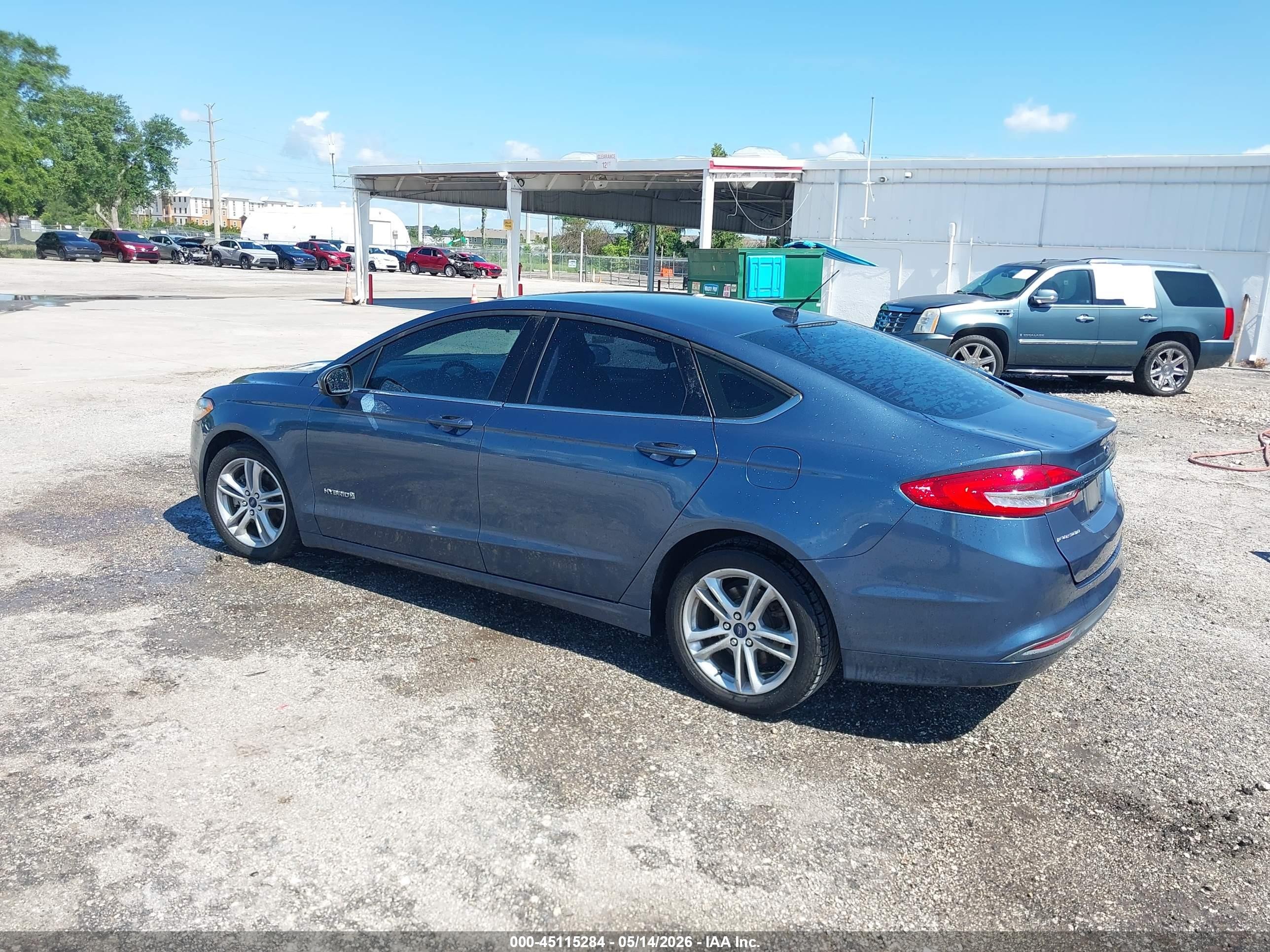2018 Ford Fusion Hybrid Se Синий vin: 3FA6P0LU7JR206119