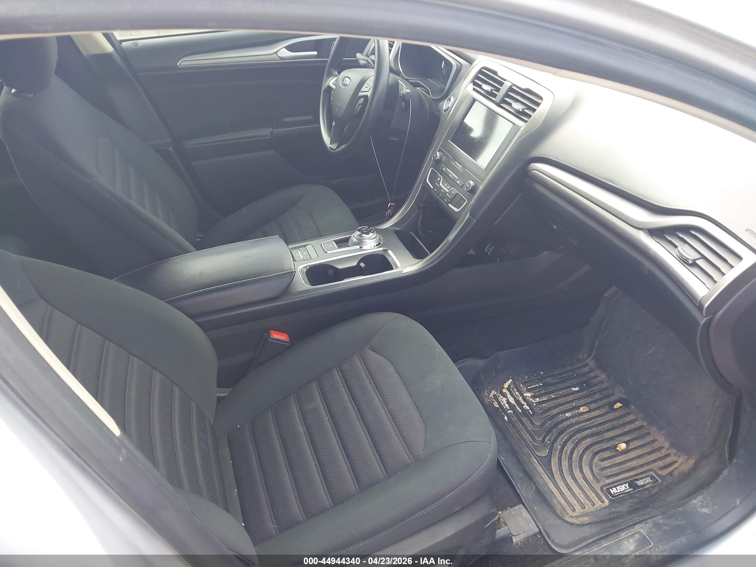 2019 Ford Fusion Hybrid Se Silver vin: 3FA6P0LU7KR199741