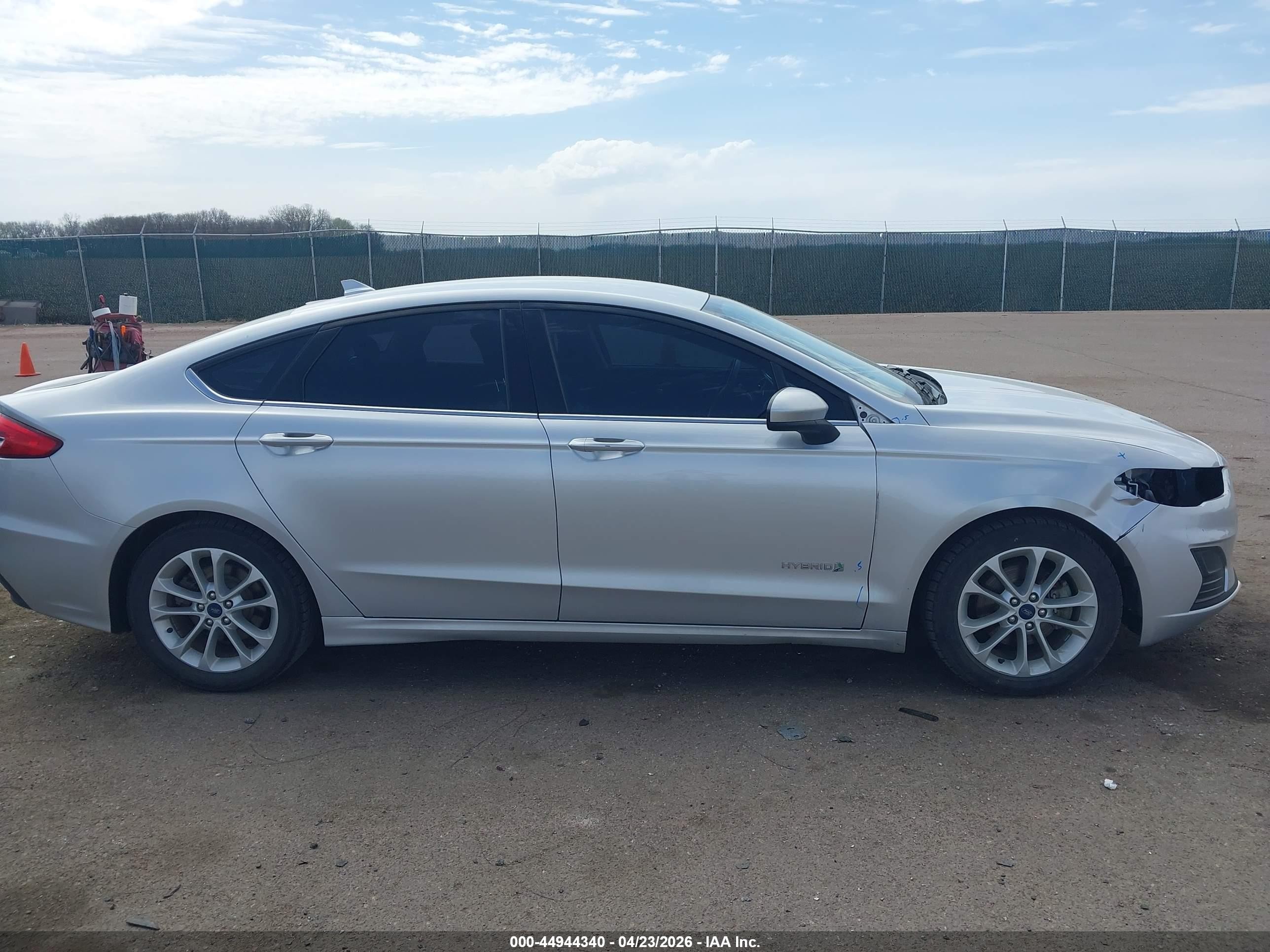 2019 Ford Fusion Hybrid Se Silver vin: 3FA6P0LU7KR199741