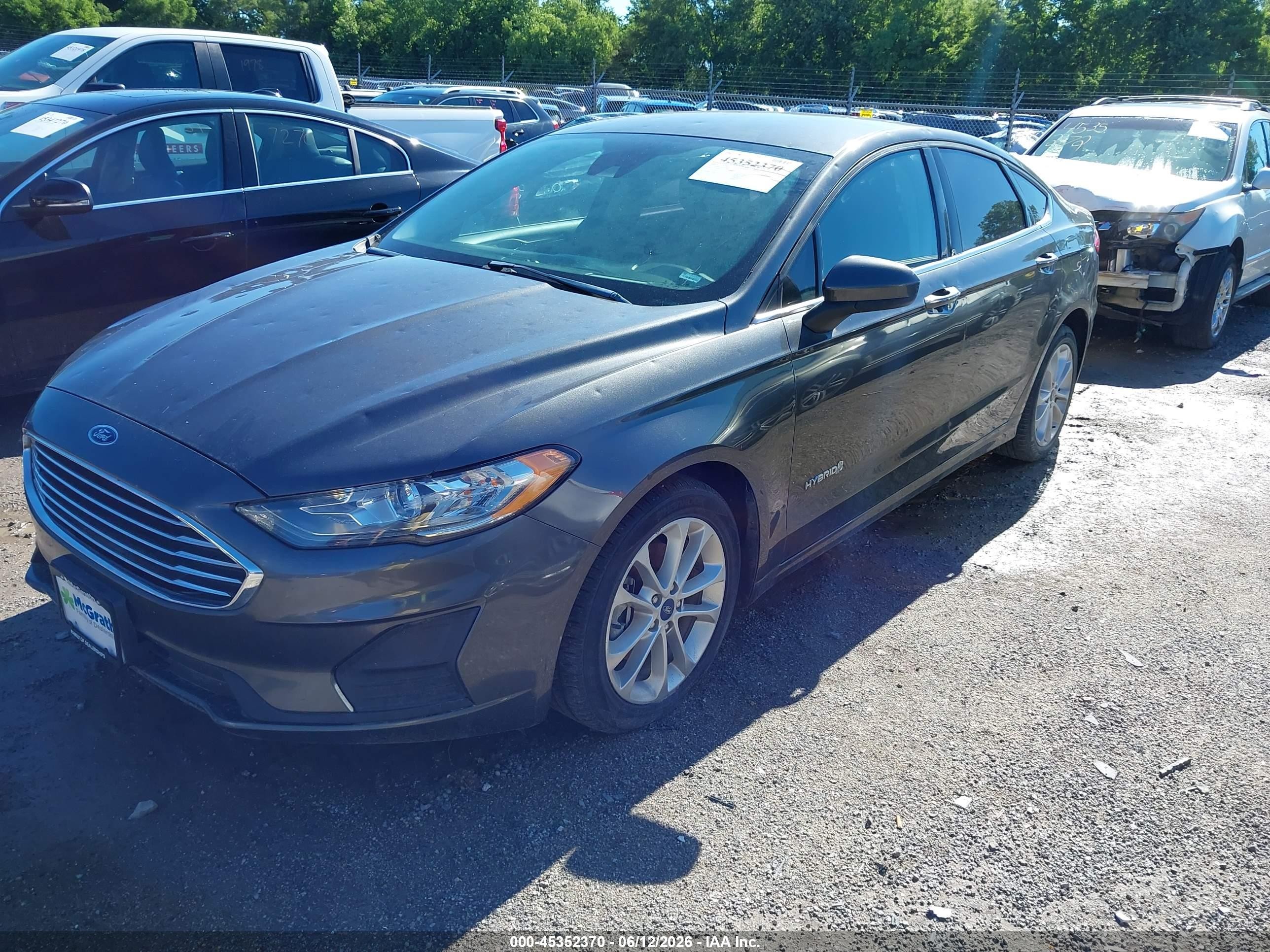 2019 Ford Fusion Hybrid Se Gray vin: 3FA6P0LU7KR253054