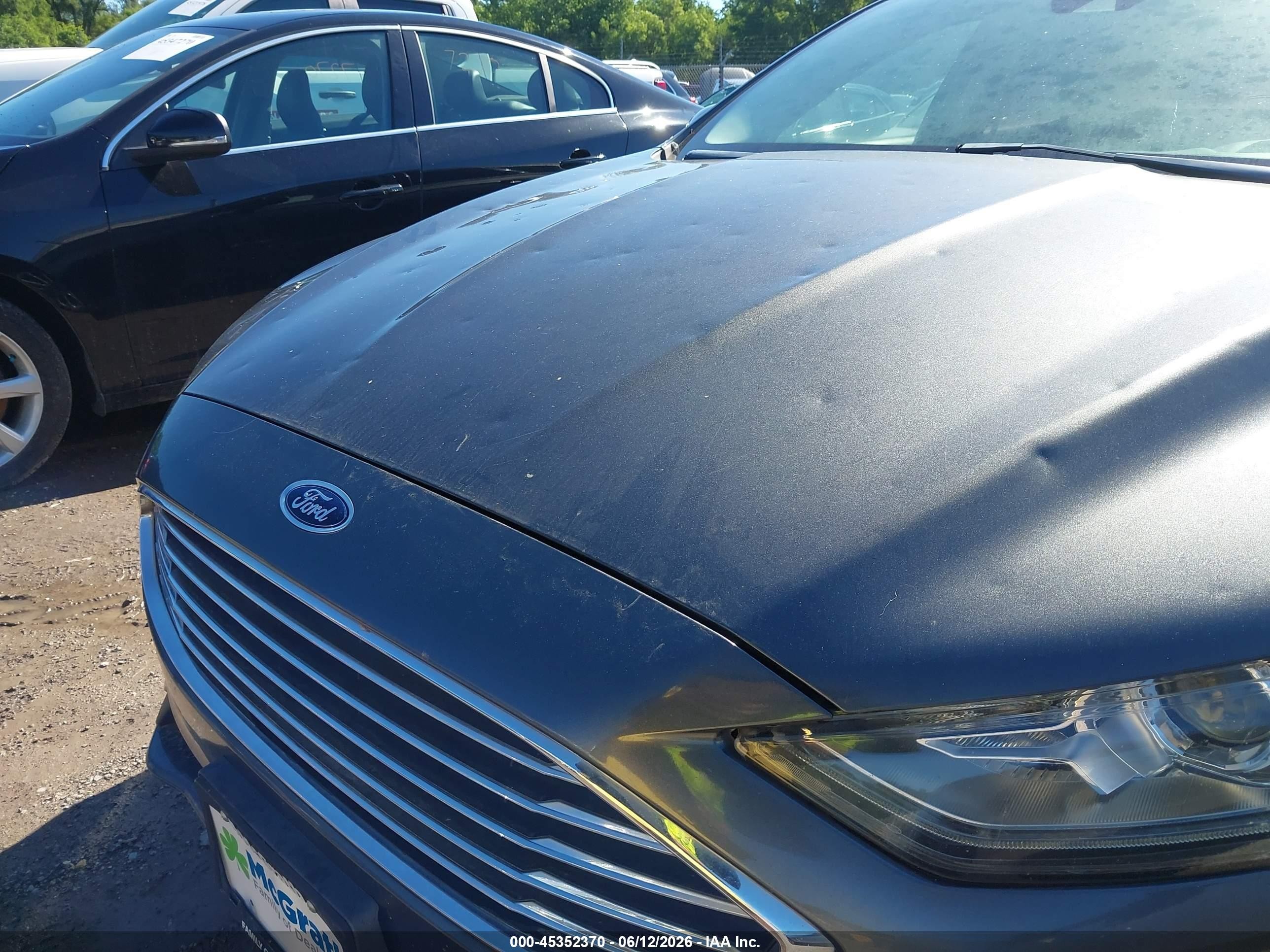 2019 Ford Fusion Hybrid Se Gray vin: 3FA6P0LU7KR253054