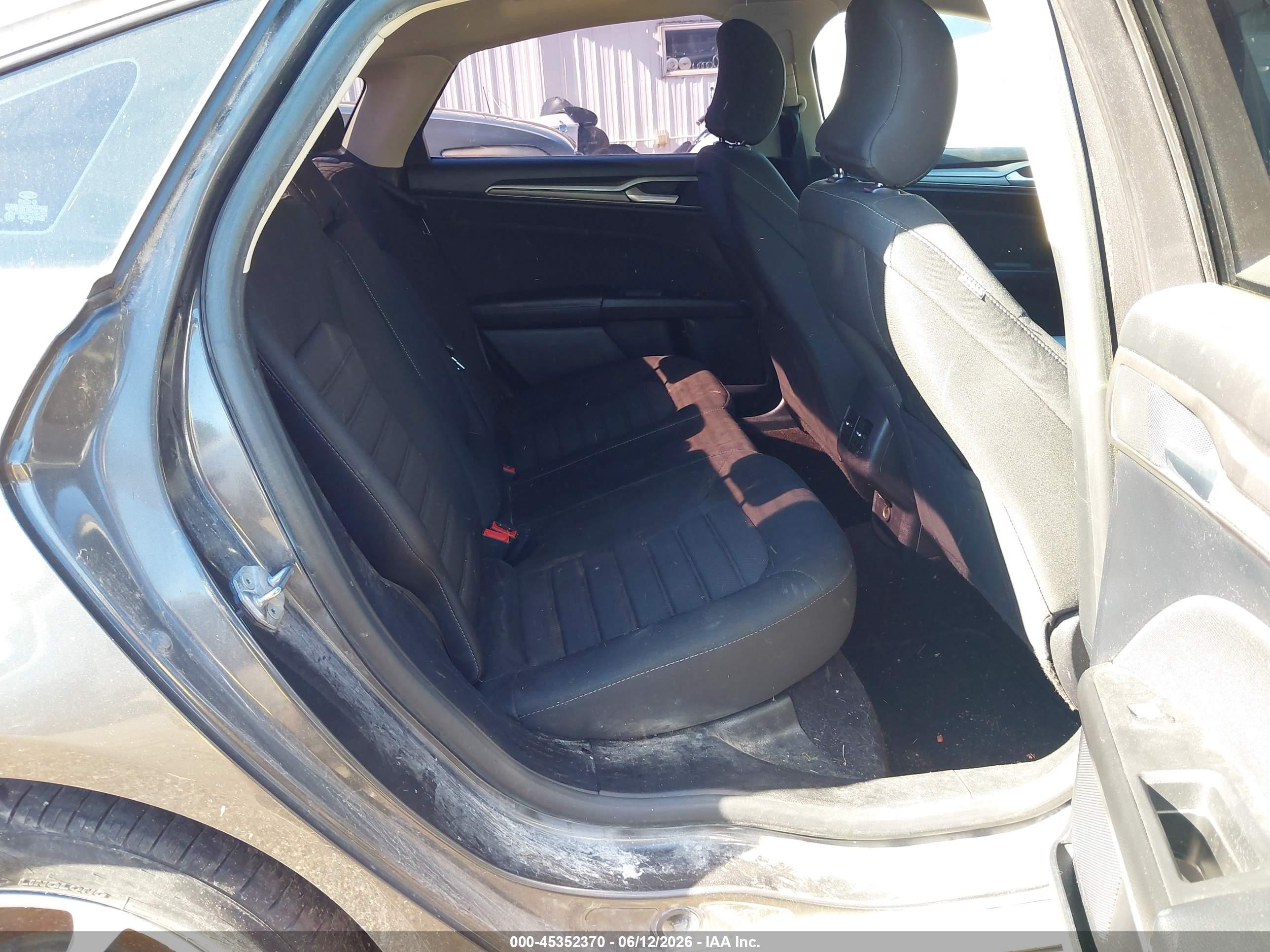 2019 Ford Fusion Hybrid Se Gray vin: 3FA6P0LU7KR253054