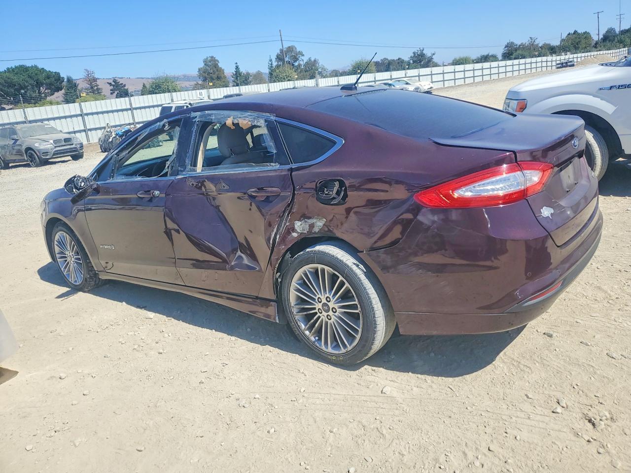 2013 Ford Fusion Se Hybrid Burgundy vin: 3FA6P0LU8DR202407
