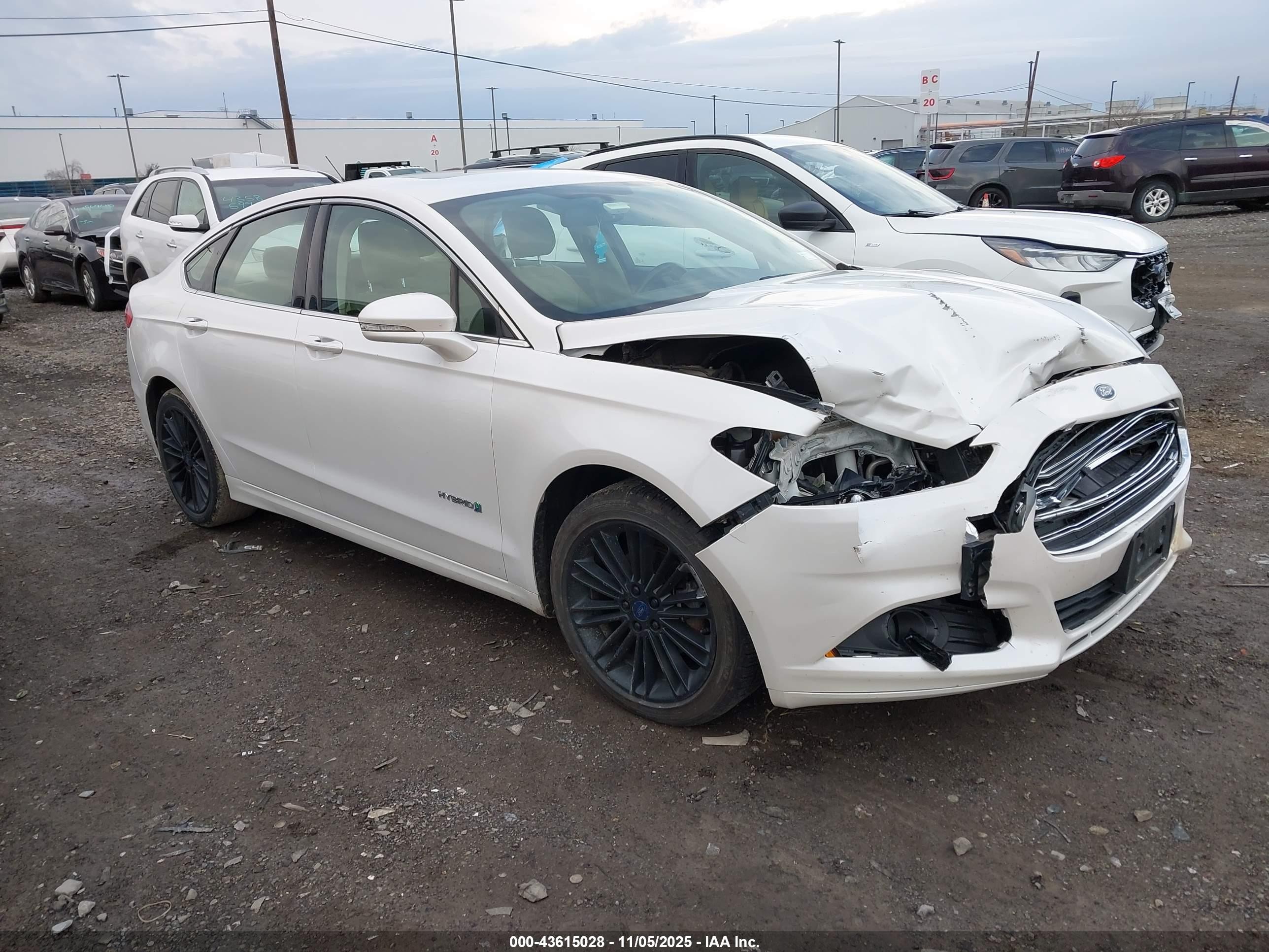2014 Ford Fusion Hybrid Se White vin: 3FA6P0LU8ER175954