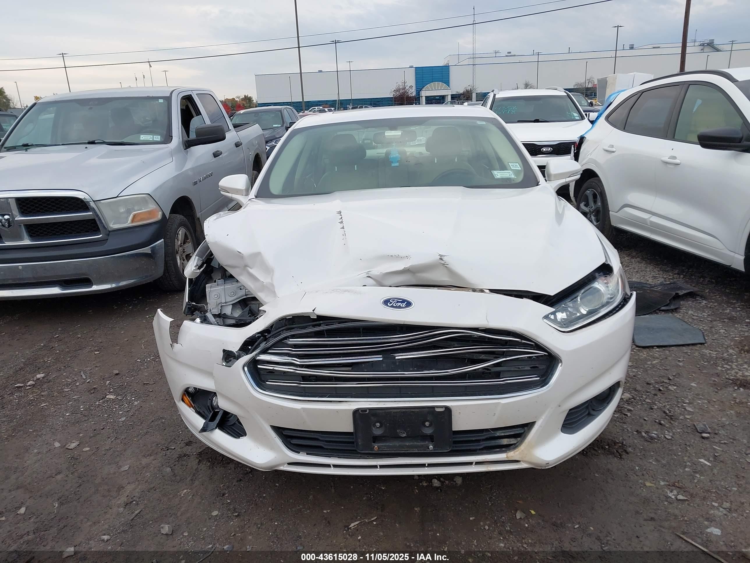 2014 Ford Fusion Hybrid Se White vin: 3FA6P0LU8ER175954