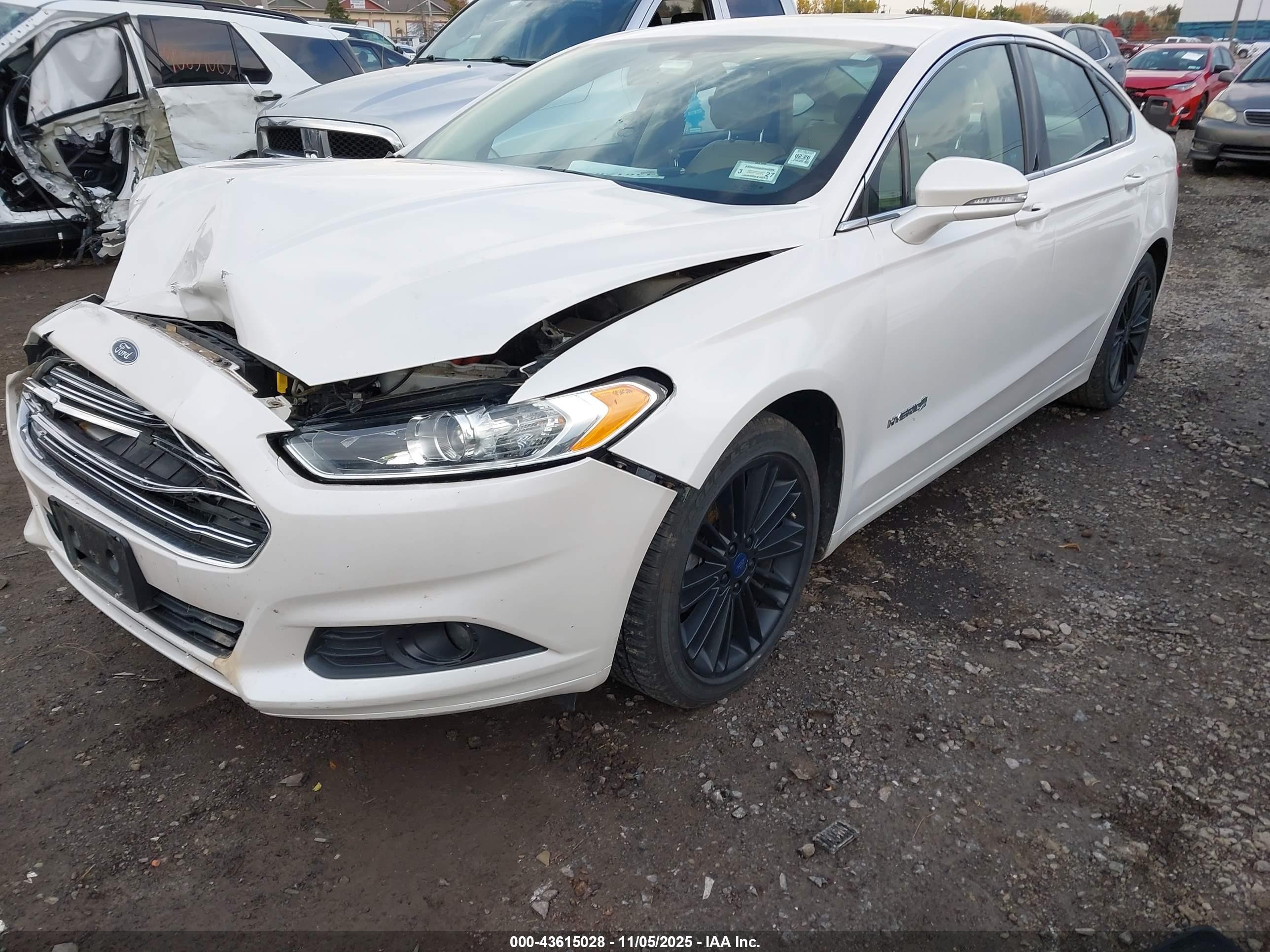 2014 Ford Fusion Hybrid Se White vin: 3FA6P0LU8ER175954
