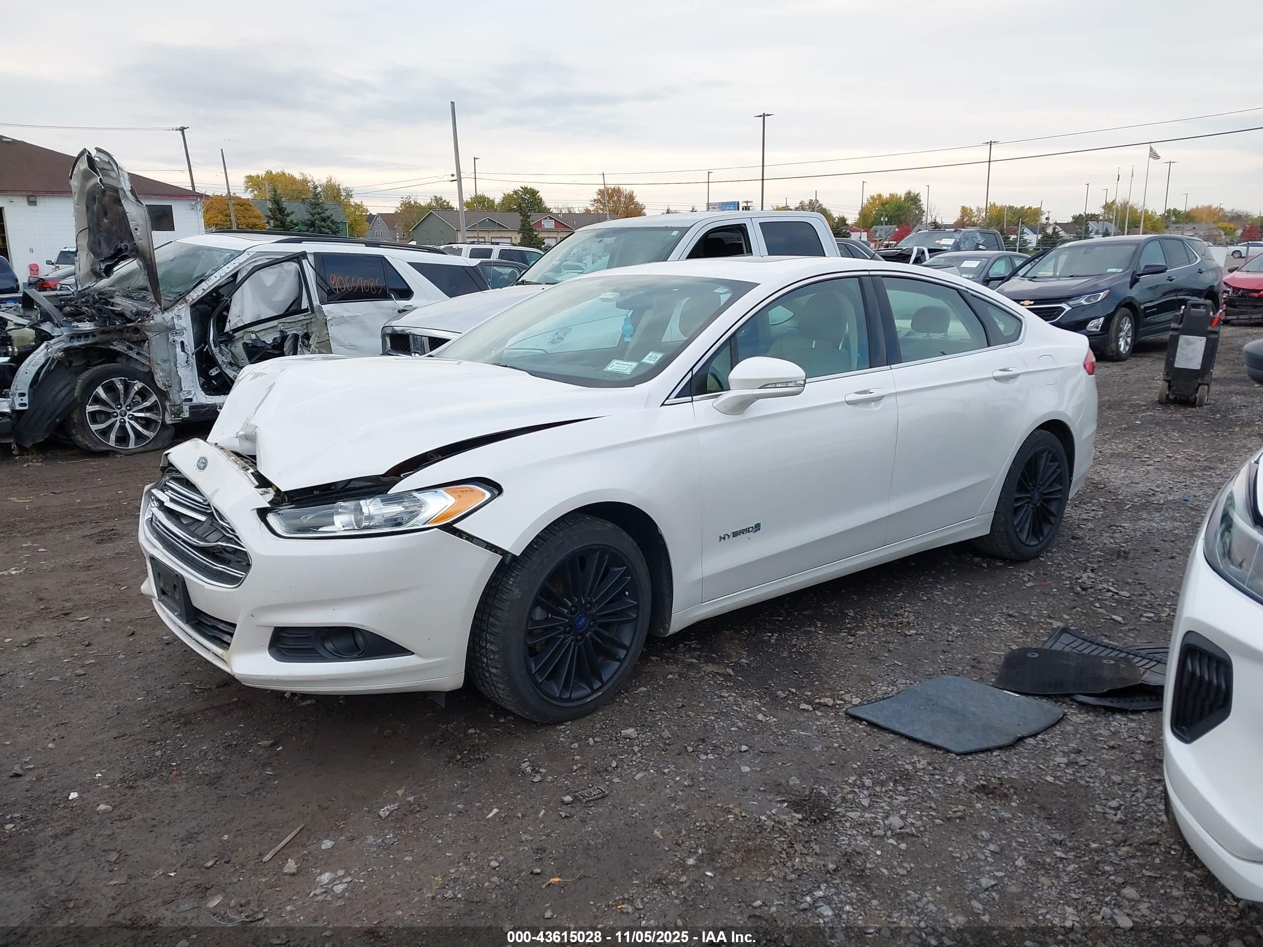 2014 Ford Fusion Hybrid Se White vin: 3FA6P0LU8ER175954