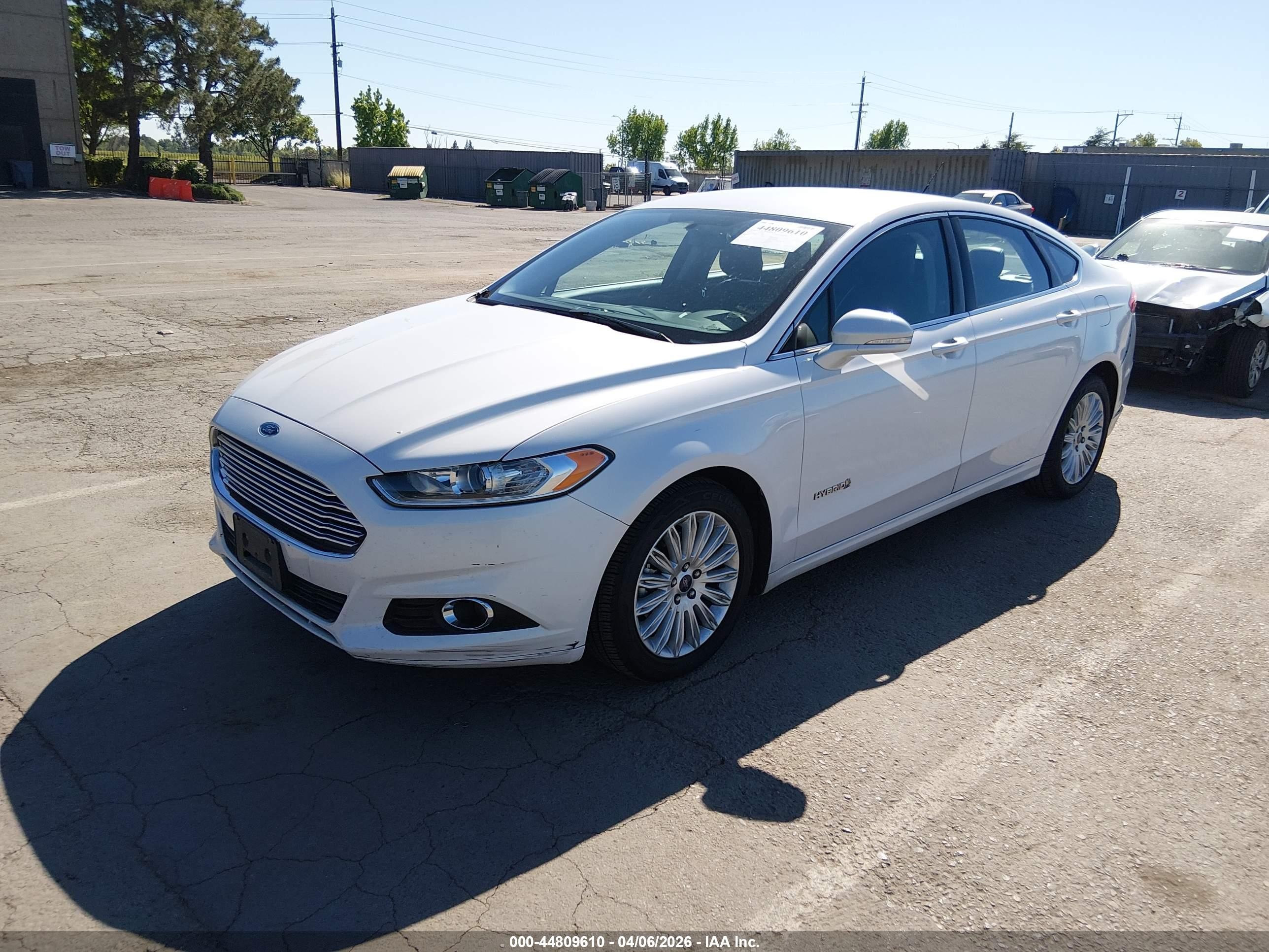 2014 Ford Fusion Hybrid Se White vin: 3FA6P0LU8ER269686
