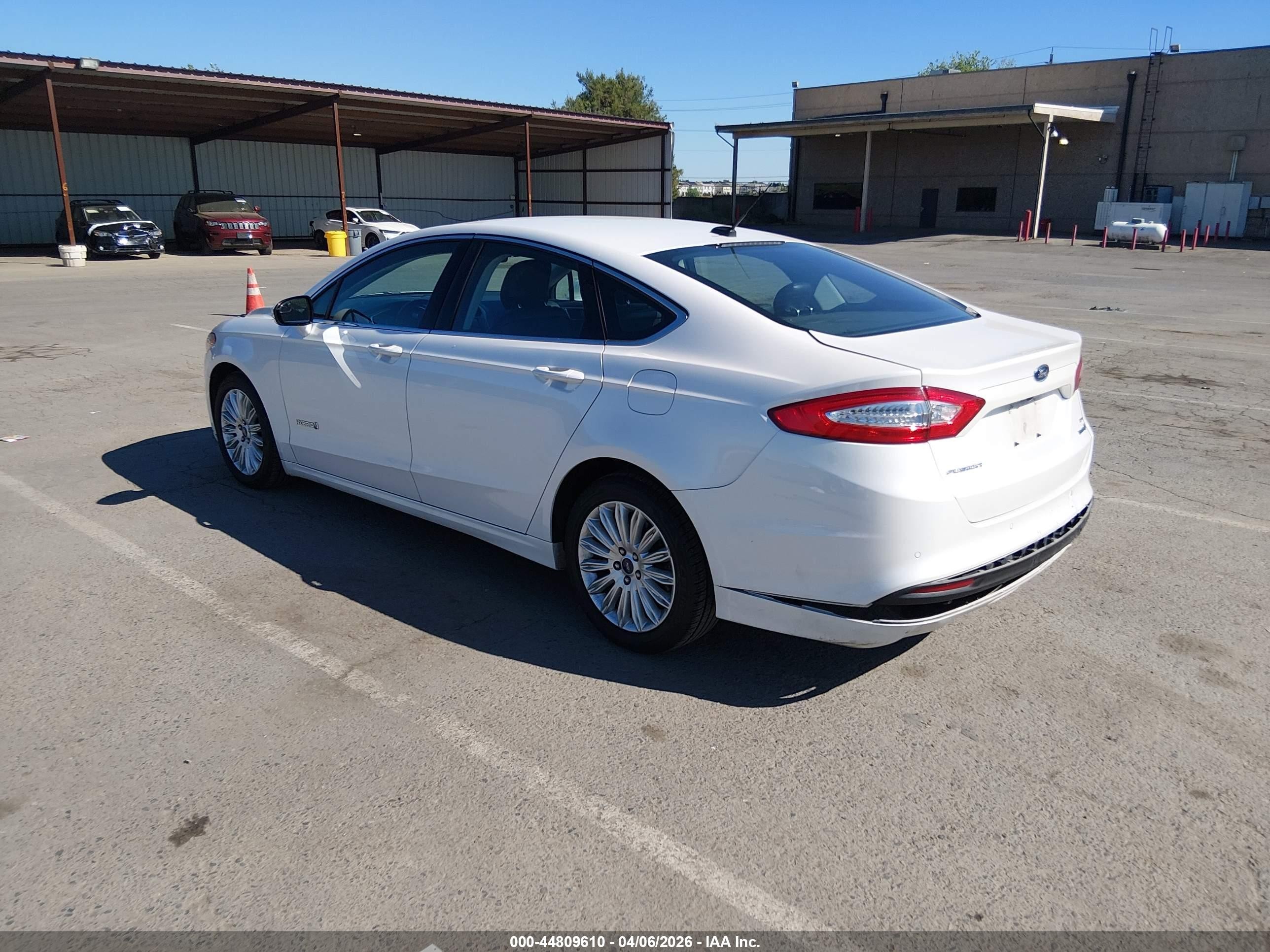 2014 Ford Fusion Hybrid Se White vin: 3FA6P0LU8ER269686